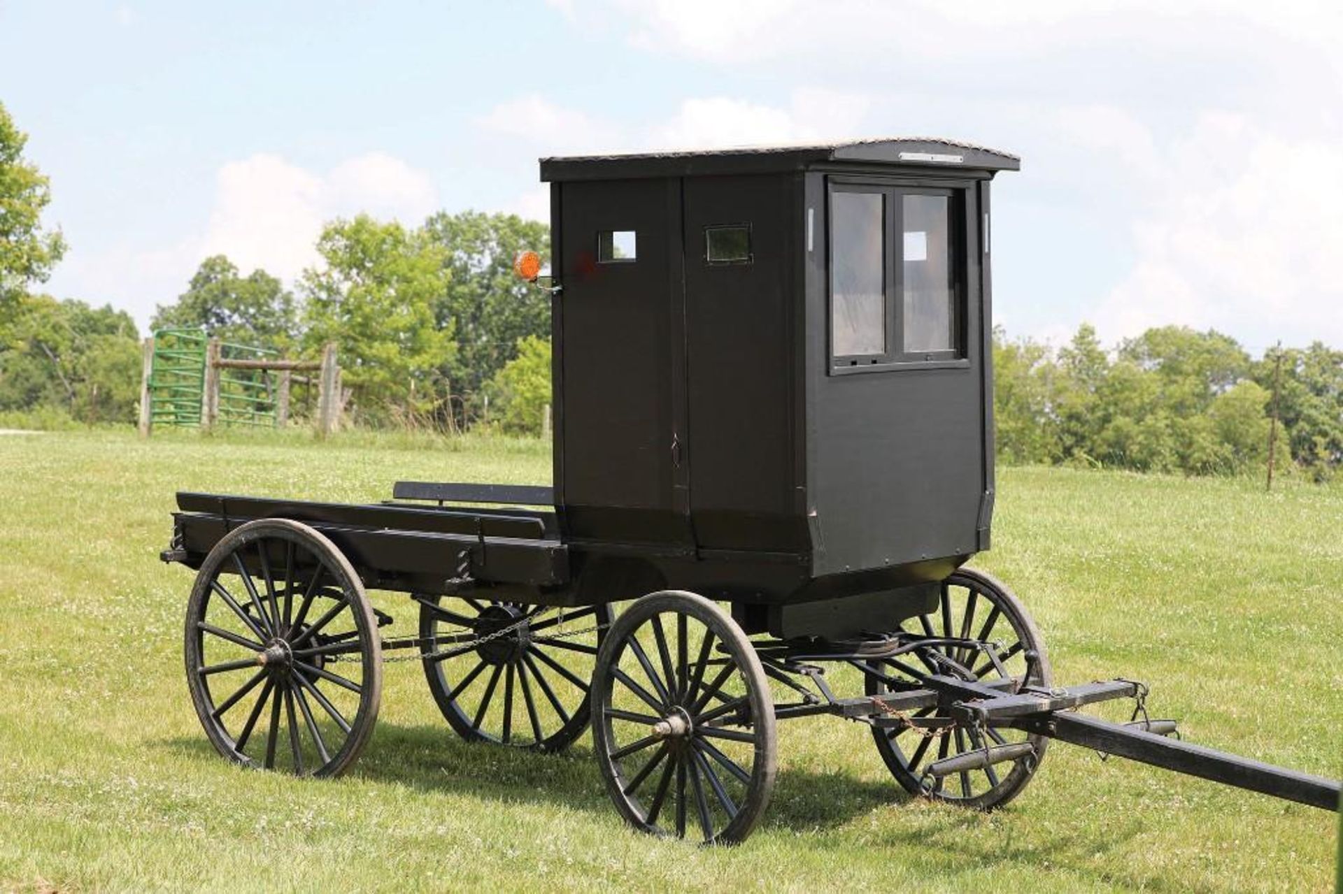 Amish-Built Cut-Under Storm Wagon