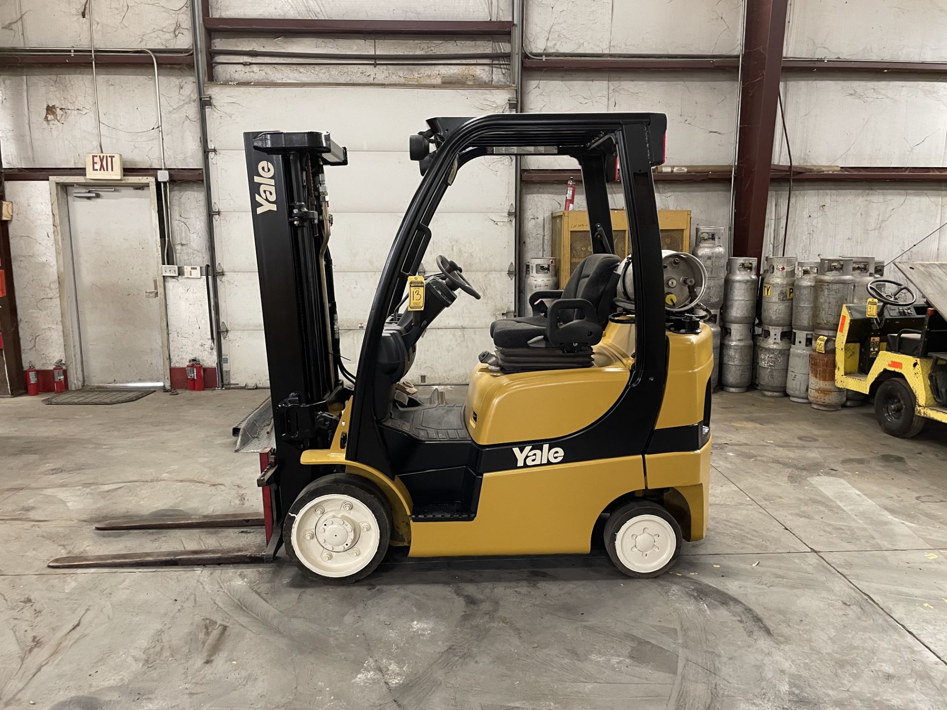 2013 YALE 5,000-LB. CAPACITY FORKLIFT, MODEL GLC050VX, S/N NA, LPG, MONOTROL TRANSMISSION, 3-STAGE