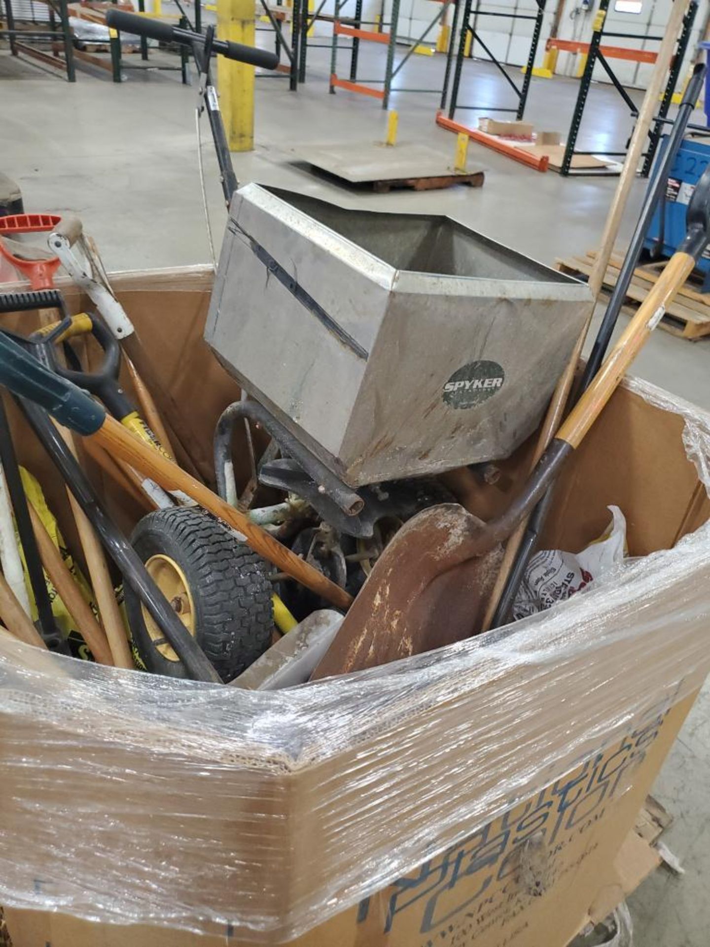 BOX OF ASSORTED BROOMS, SHOVELS, AND SPYKER SEED SPREADER ***END LOCATION: 13000 DARICE PKWY, - Image 2 of 2