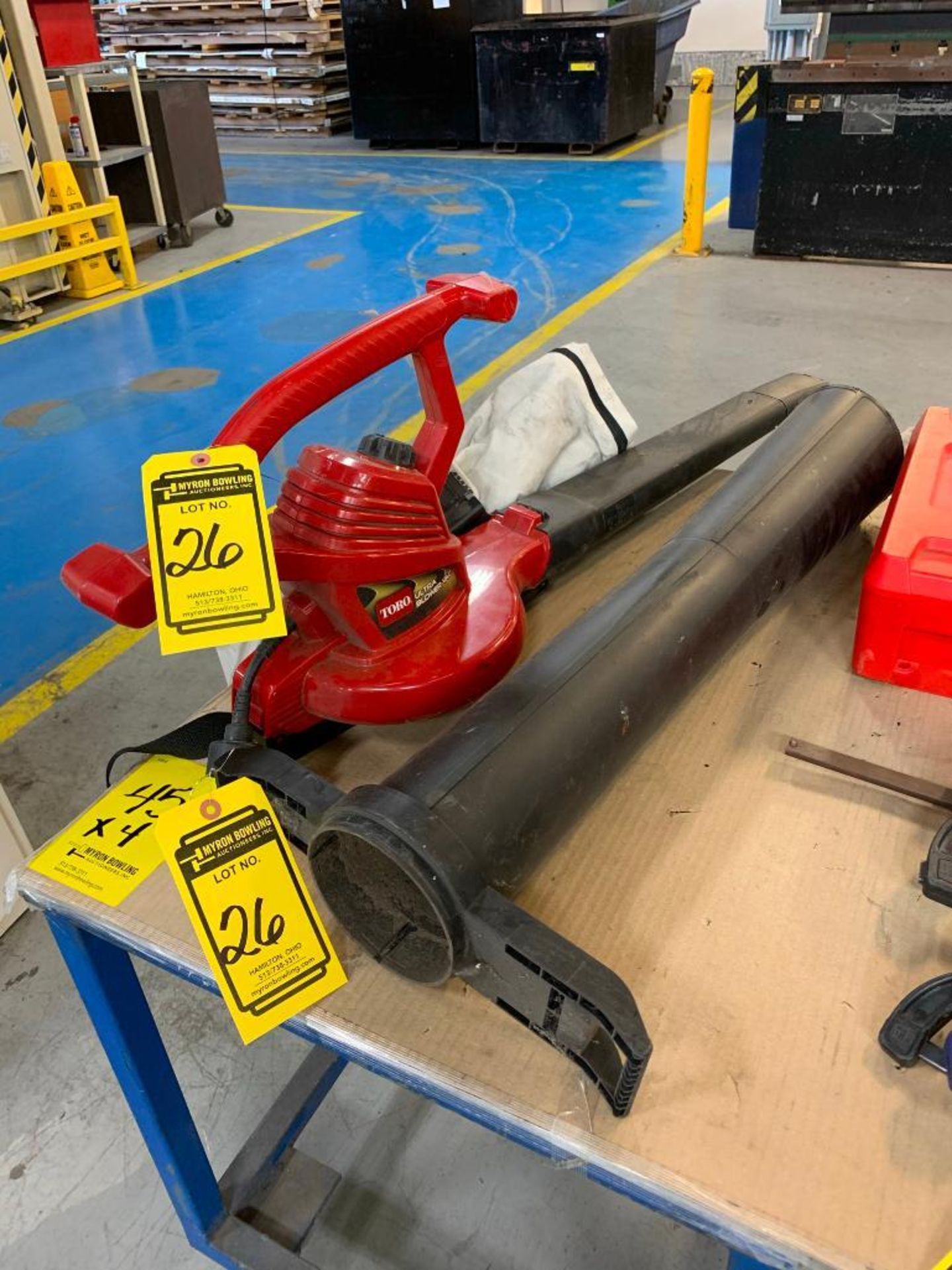 TORO ELECTRIC BLOWER/VAC AND ATTACHMENTS