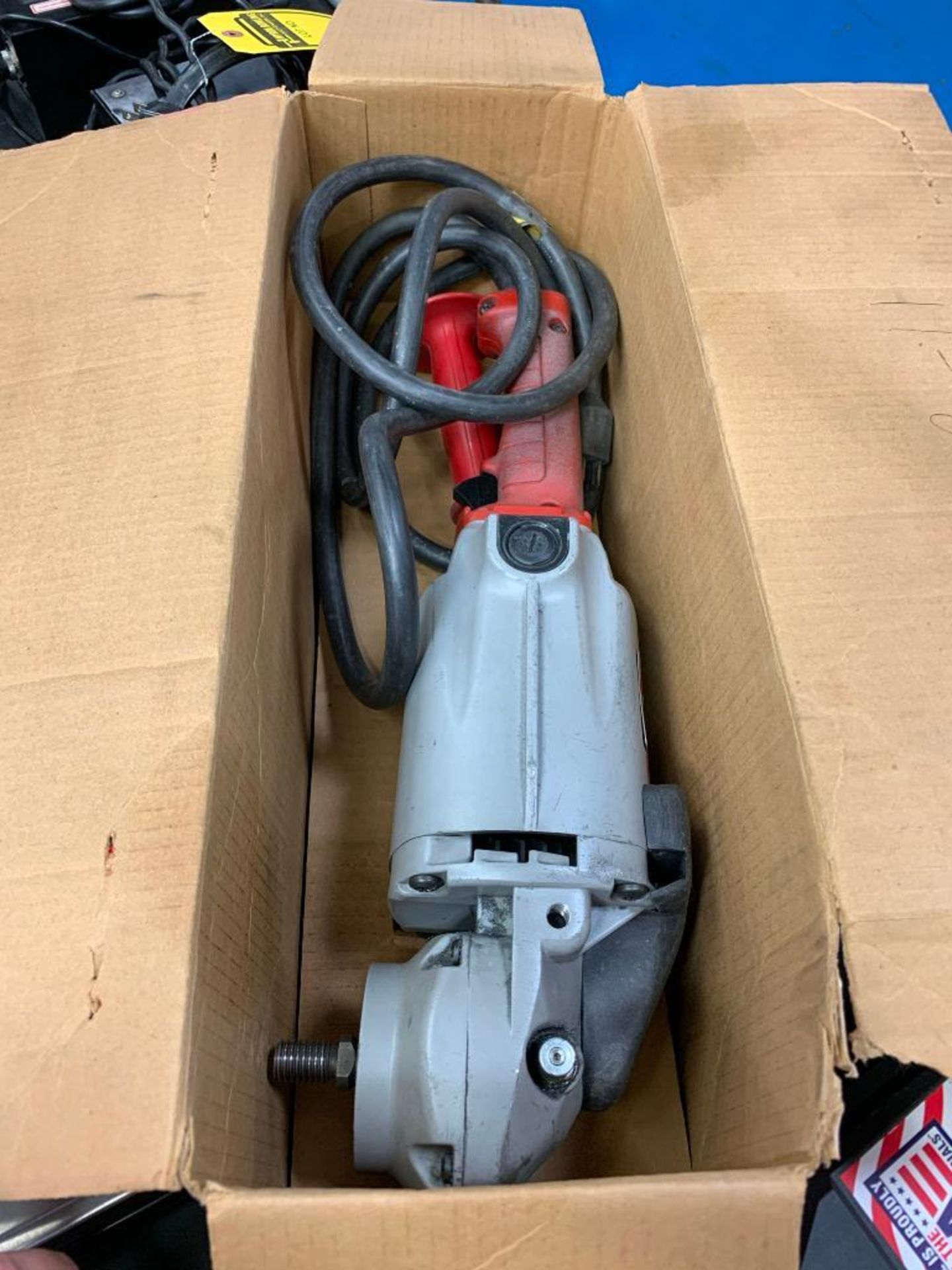 MILWAUKEE H.D. 7'' - 9'' SANDER, 6,000 RPM, 15 AMP, 3.5 HP