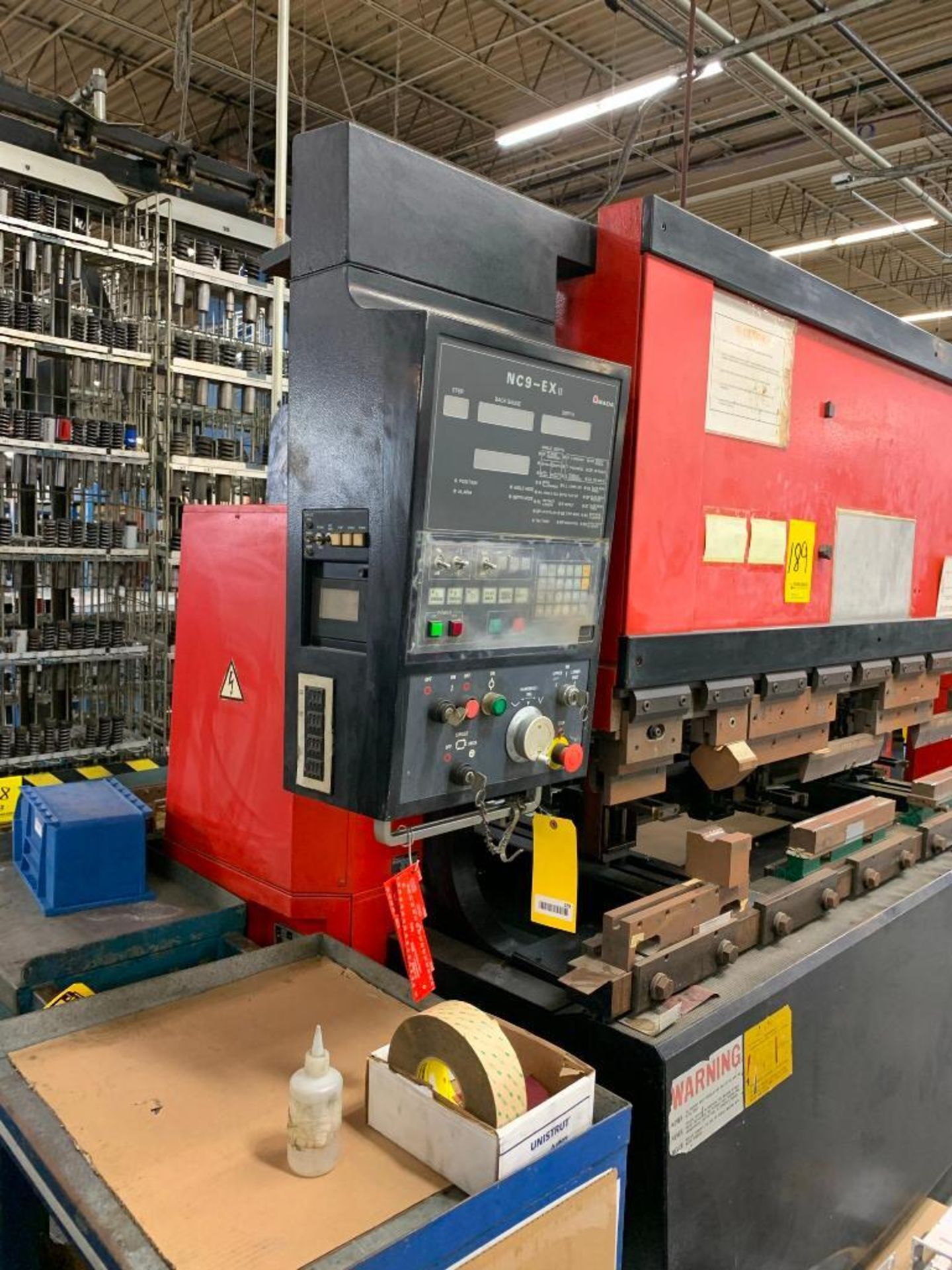 1988 AMADA 80-TON PRESS BRAKE, MODEL FBD-8020E, S/N 8200131, 2,000MM TABLE, 2,085MM MAX. BENDING LEN - Image 3 of 6