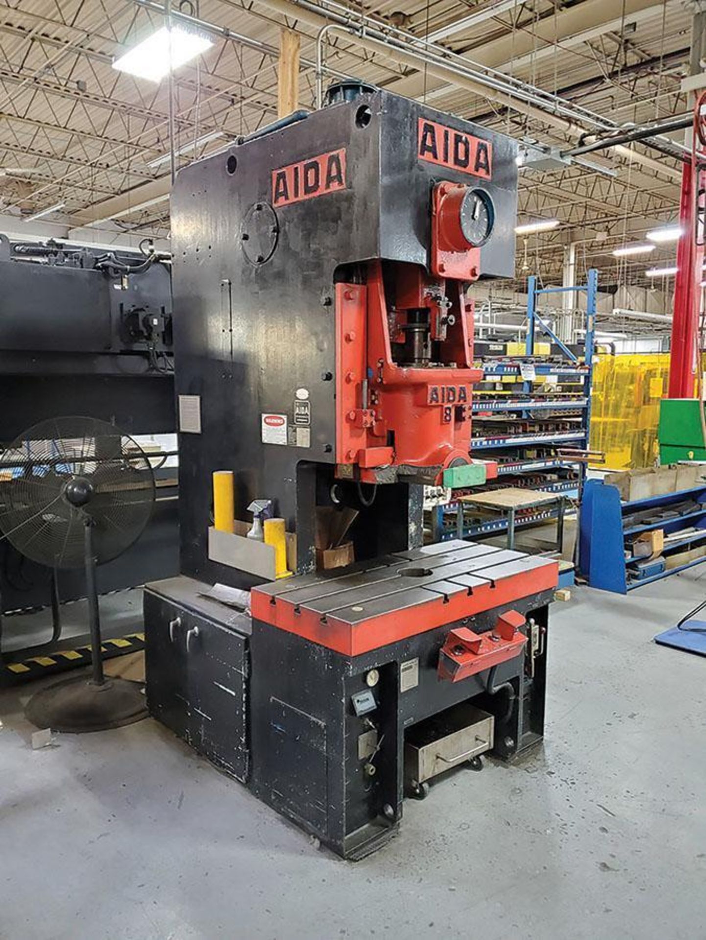 AIDA 80-TON C-FRAME PUNCH PRESS, MODEL C1-8 (2), 6.29'' STROKE, 60 SPM, 52.36'' X 23.62'' BOLSTER SI - Image 4 of 5