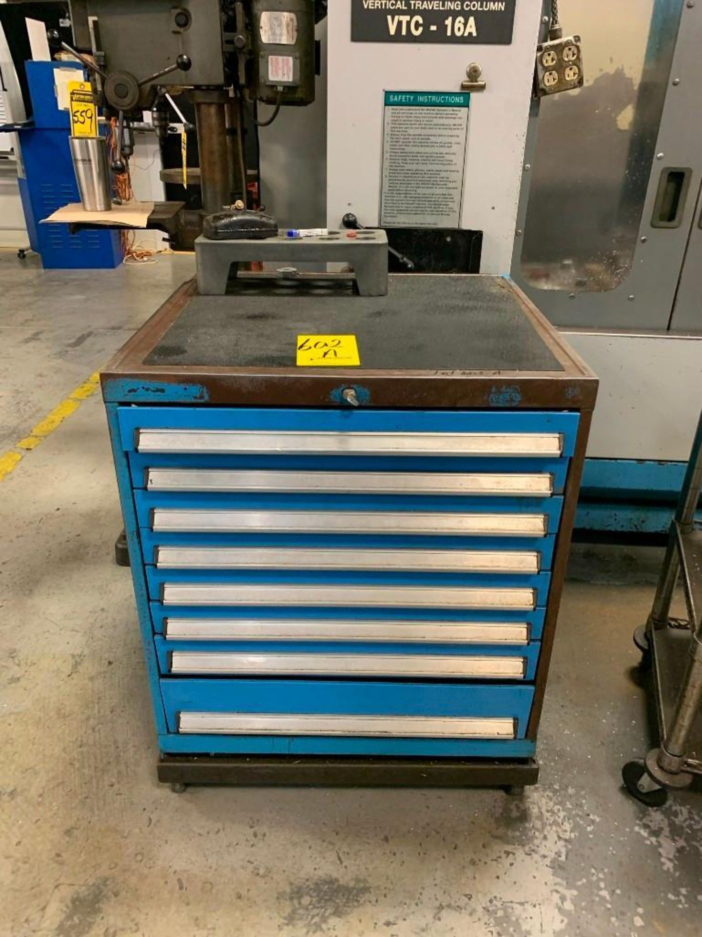 BOTT/KENNEDY TOOL CABINET (CURRENTLY LOCKED, WILL HAVE MORE INFORMATION SOON) - Bild 3 aus 6