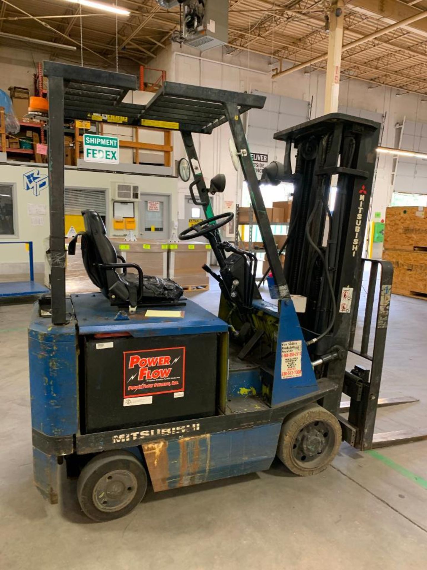 MITSUBISHI 3,000 LB. ELECTRIC FORKLIFT, MODEL FBC15, 36/48 V, SIDESHIFT, 189'' LIFT HEIGHT, 3-STAGE - Bild 6 aus 8