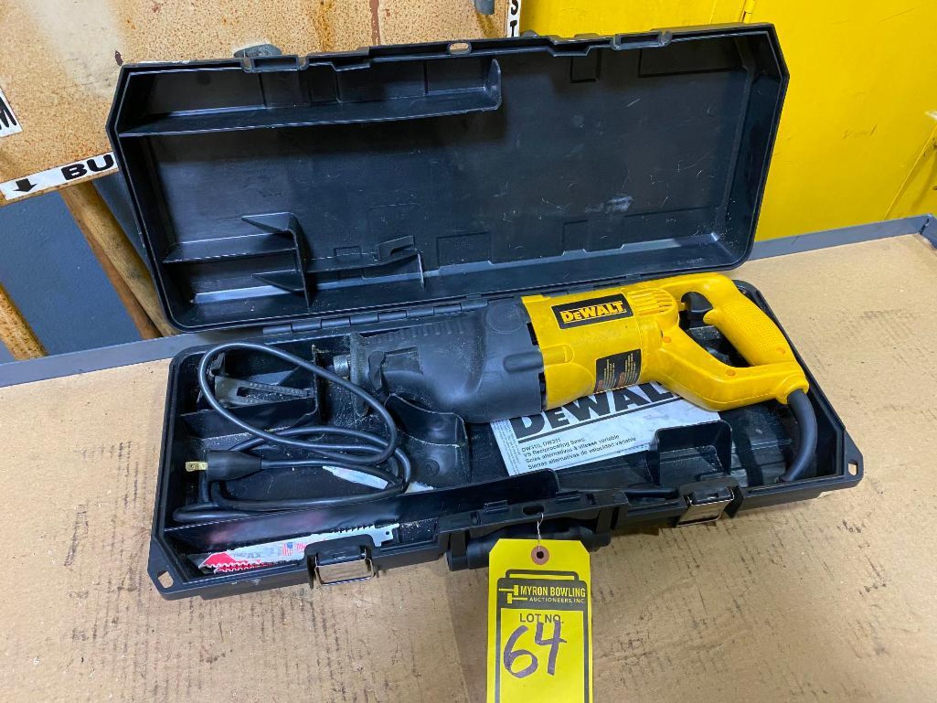 DEWALT ORBITAL RECIPROCATING SAW