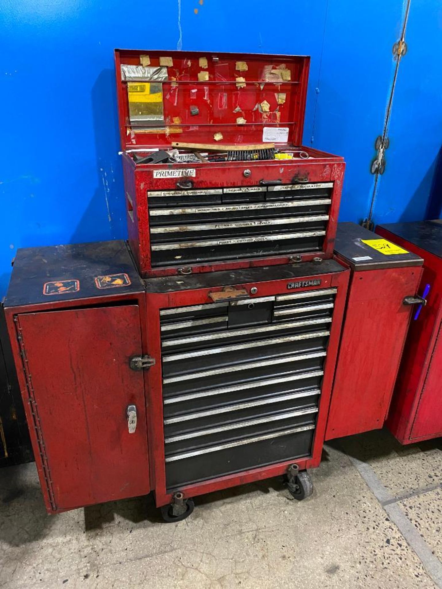 CRAFTSMAN ROLLING TOOLBOX AND CONTENTS