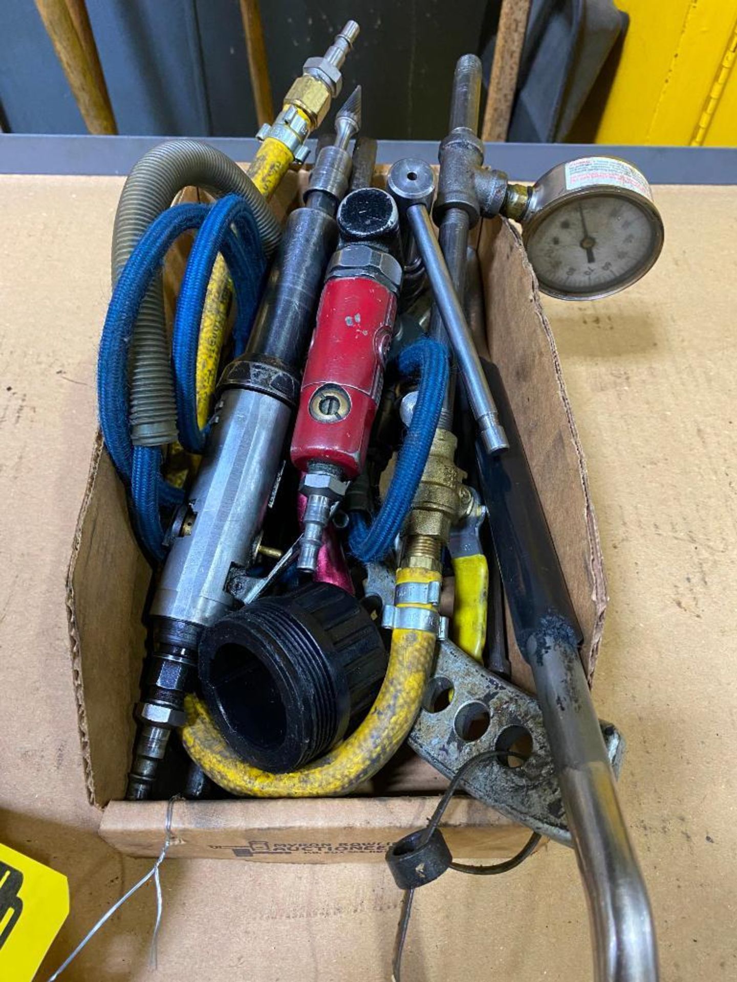 ASSORTED AIR TOOLS