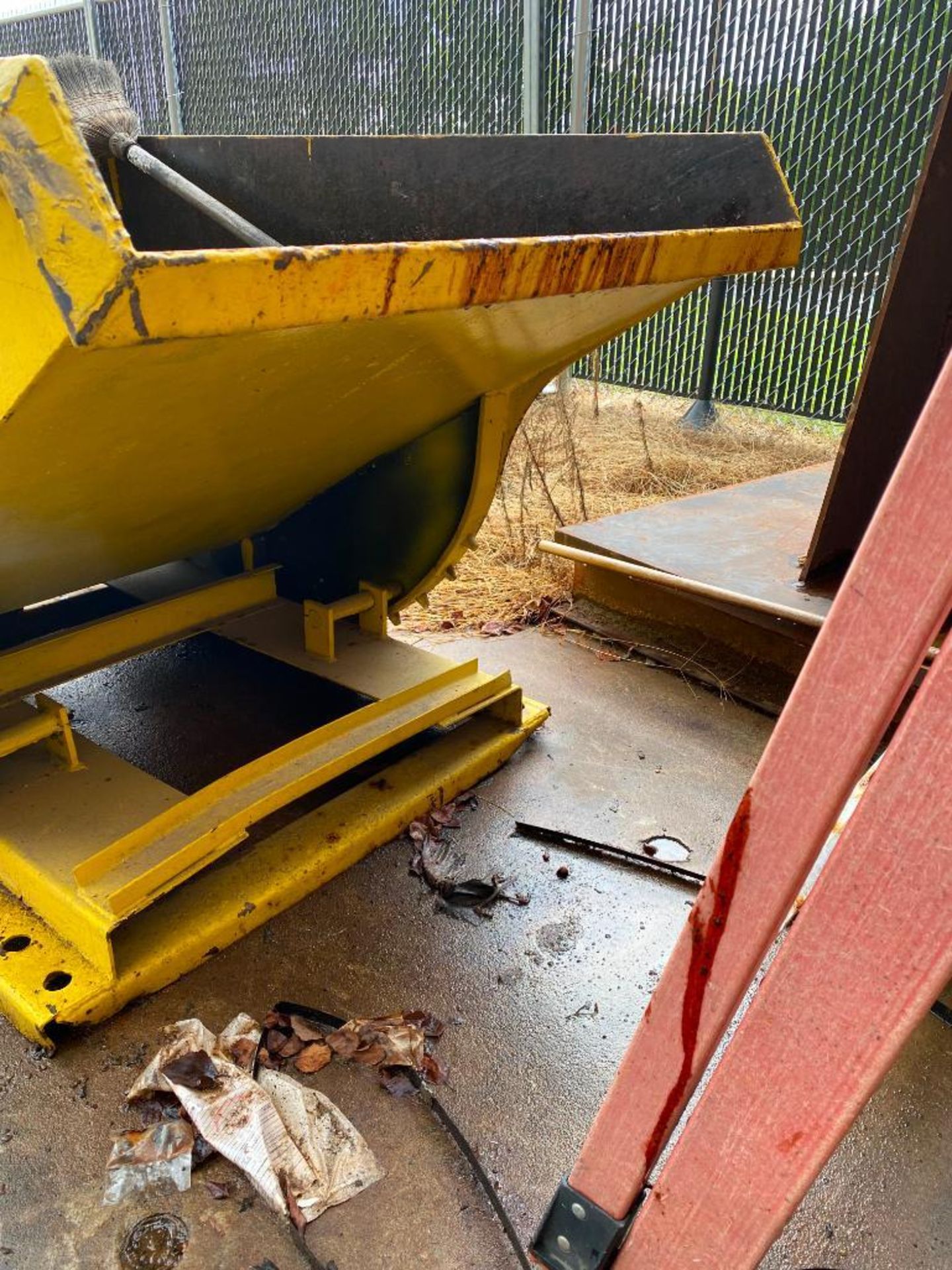 3/4 CUBIC YARD SELF-DUMPING HOPPER - Image 2 of 2