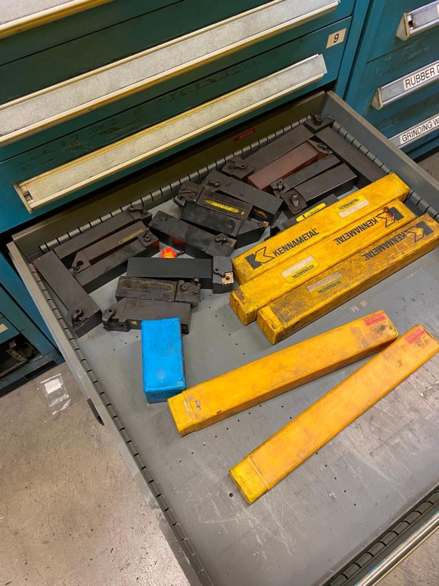 VIDMAR CABINET AND CONTENTS OF ALLEN WRENCHES, HOLE SAWS, BORING BARS - Image 11 of 12