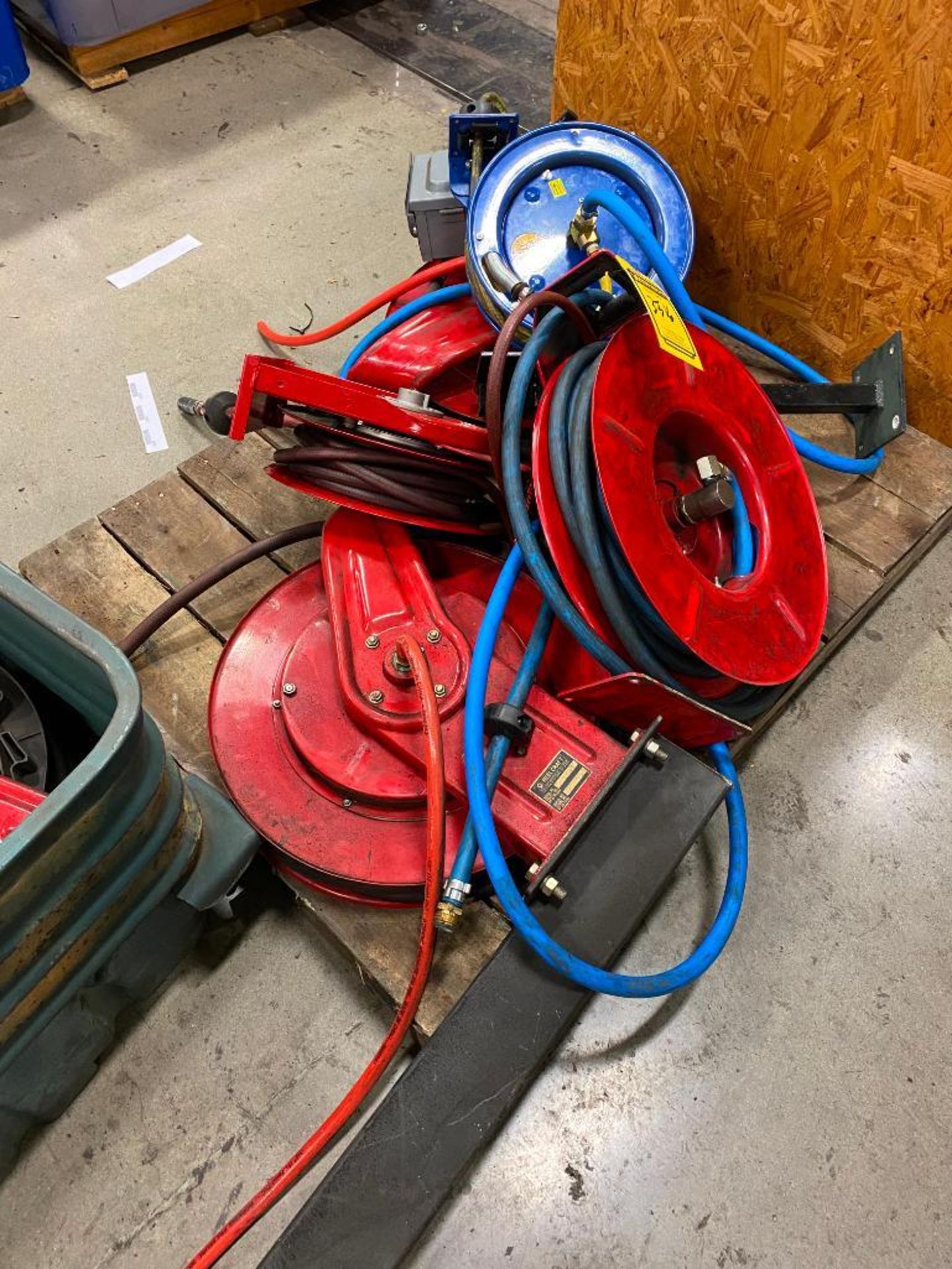 (8) ASSORTED HOSE REELS - Image 2 of 2