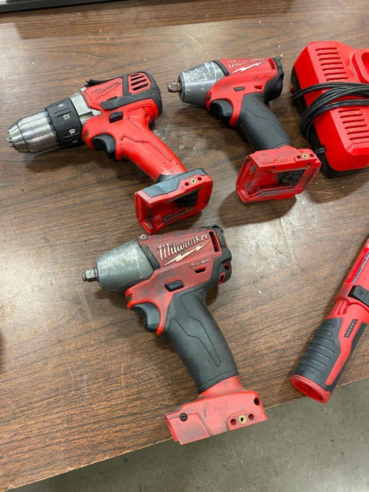 (3) CORDLESS MILWAUKEE DRILLS, (2) MILWAUKEE IMPACTS, (1) CORDLESS SCREWDRIVER, (1) M12 BATTERY CHAR - Image 3 of 3
