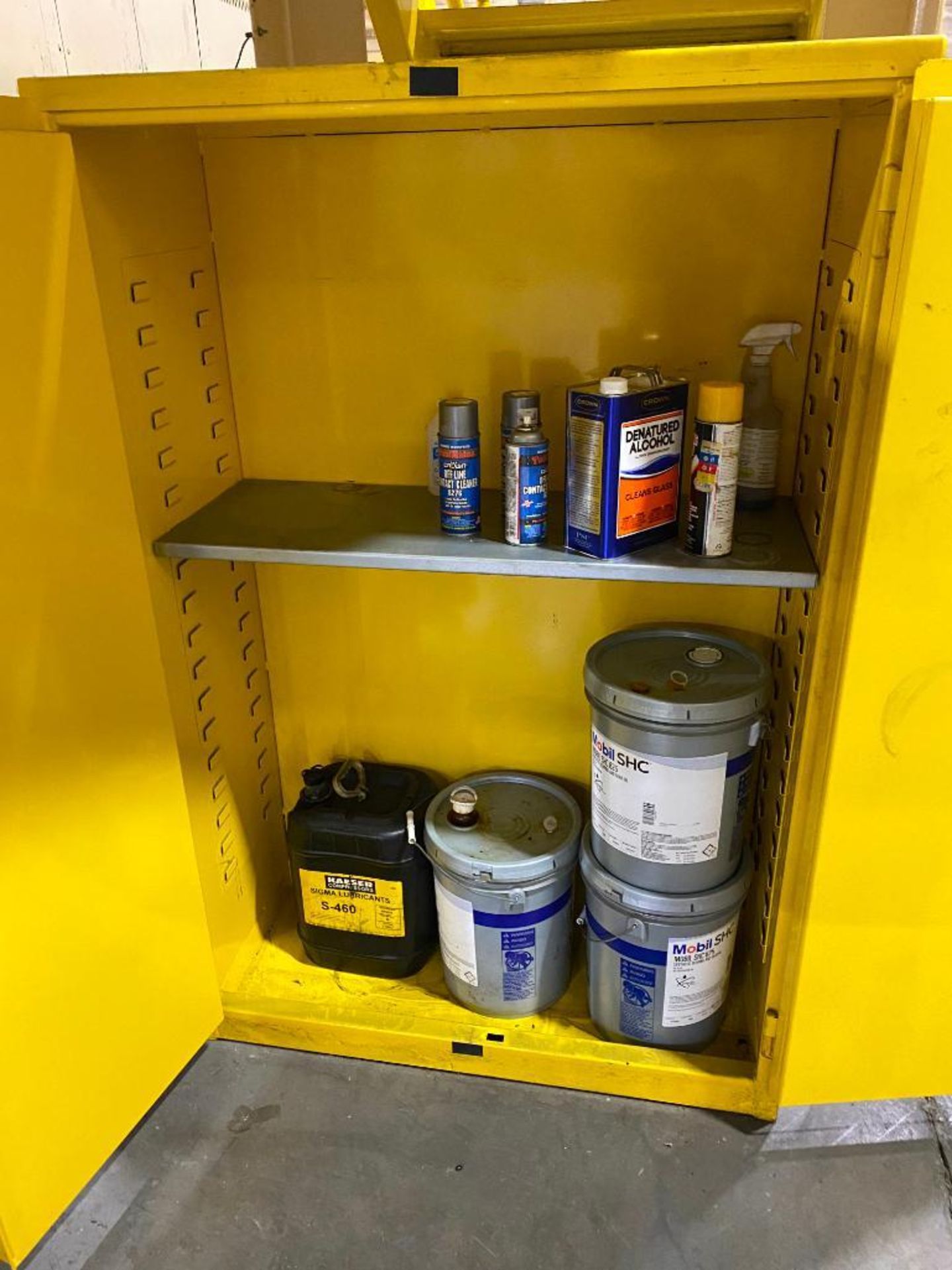 (3) FLAMMABLE LIQUID STORAGE CABINETS - Image 2 of 6