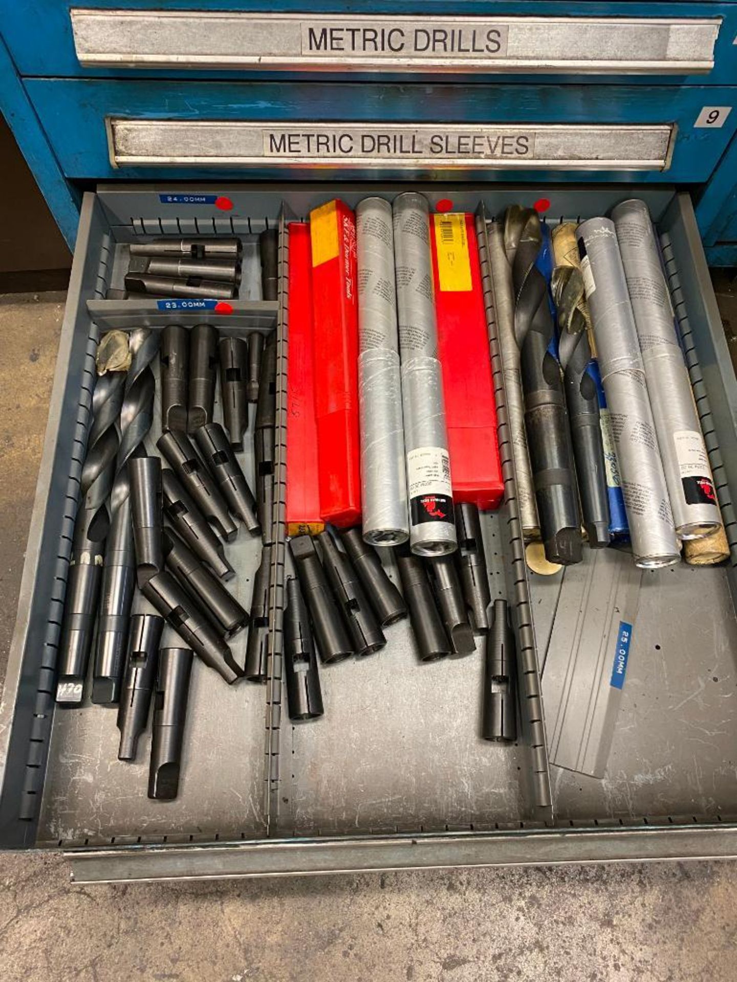 VIDMAR 10-DRAWER CABINET, W/ CONTENTS OF TAPS FROM M6 TO M50, METRIC DRILL BITS FROM M3.4 TO M45, ME - Image 11 of 11