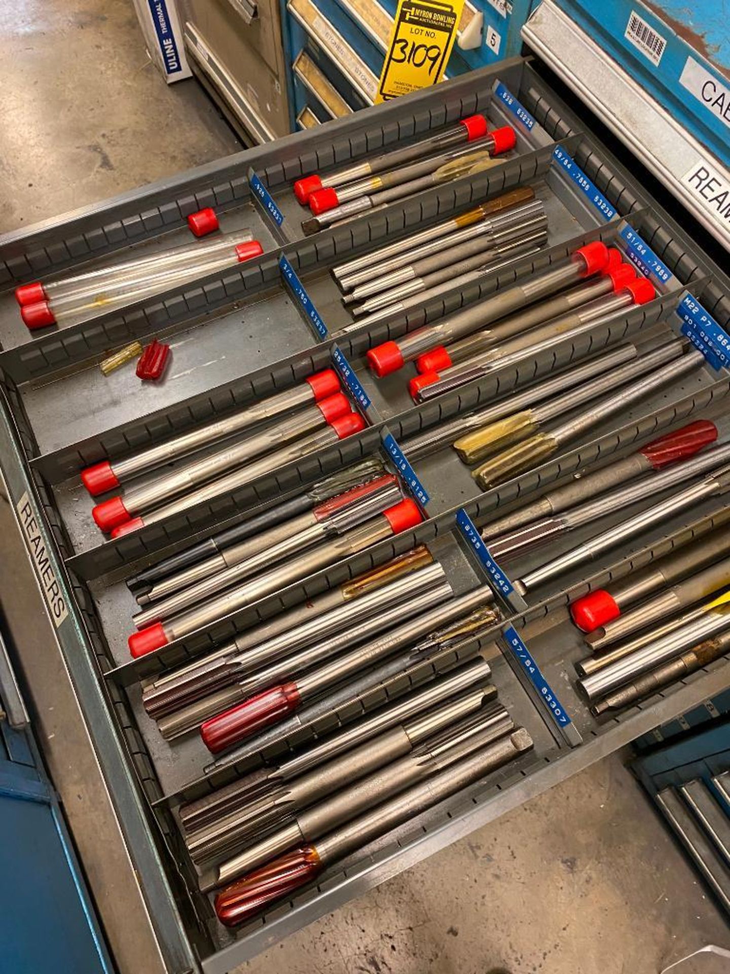 VIDMAR CABINET AND CONTENTS OF REAMERS AND EXPANDING REAMERS - Image 3 of 11