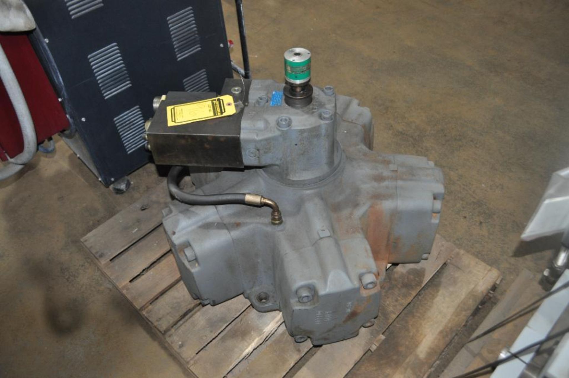 CALZONI HYDRAULIC PISTON MOTOR PUMP, MODEL MR4500L-F1Q2N1N1NX - Image 2 of 3