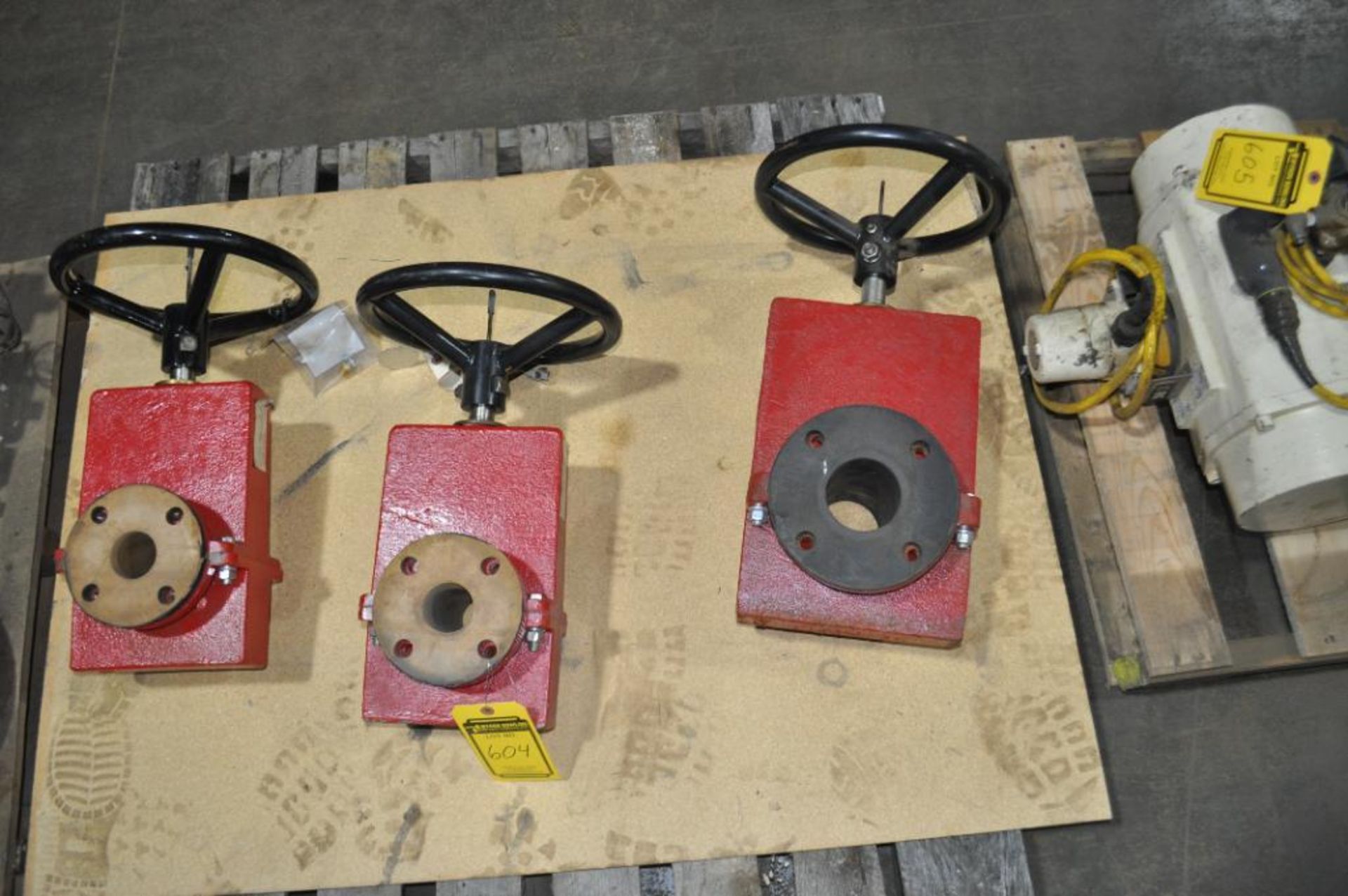 (3X) RED VALVE COMPANY INC. PINCH VALVES: (2) SIZE: 2'', (1) SIZE: 3'', SERIES 75 - Image 4 of 4