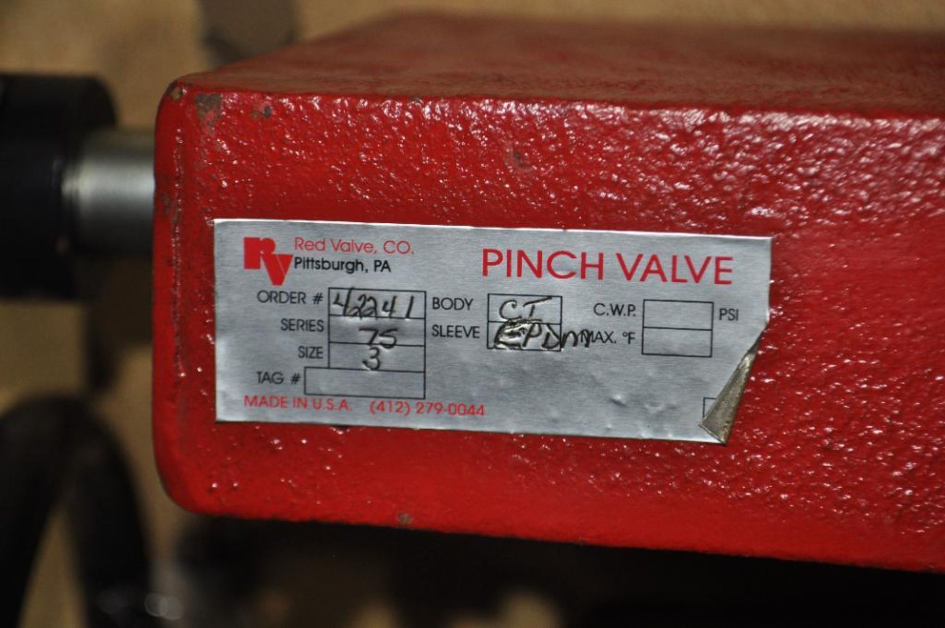 (3X) RED VALVE COMPANY INC. PINCH VALVES: (2) SIZE: 2'', (1) SIZE: 3'', SERIES 75 - Image 2 of 4