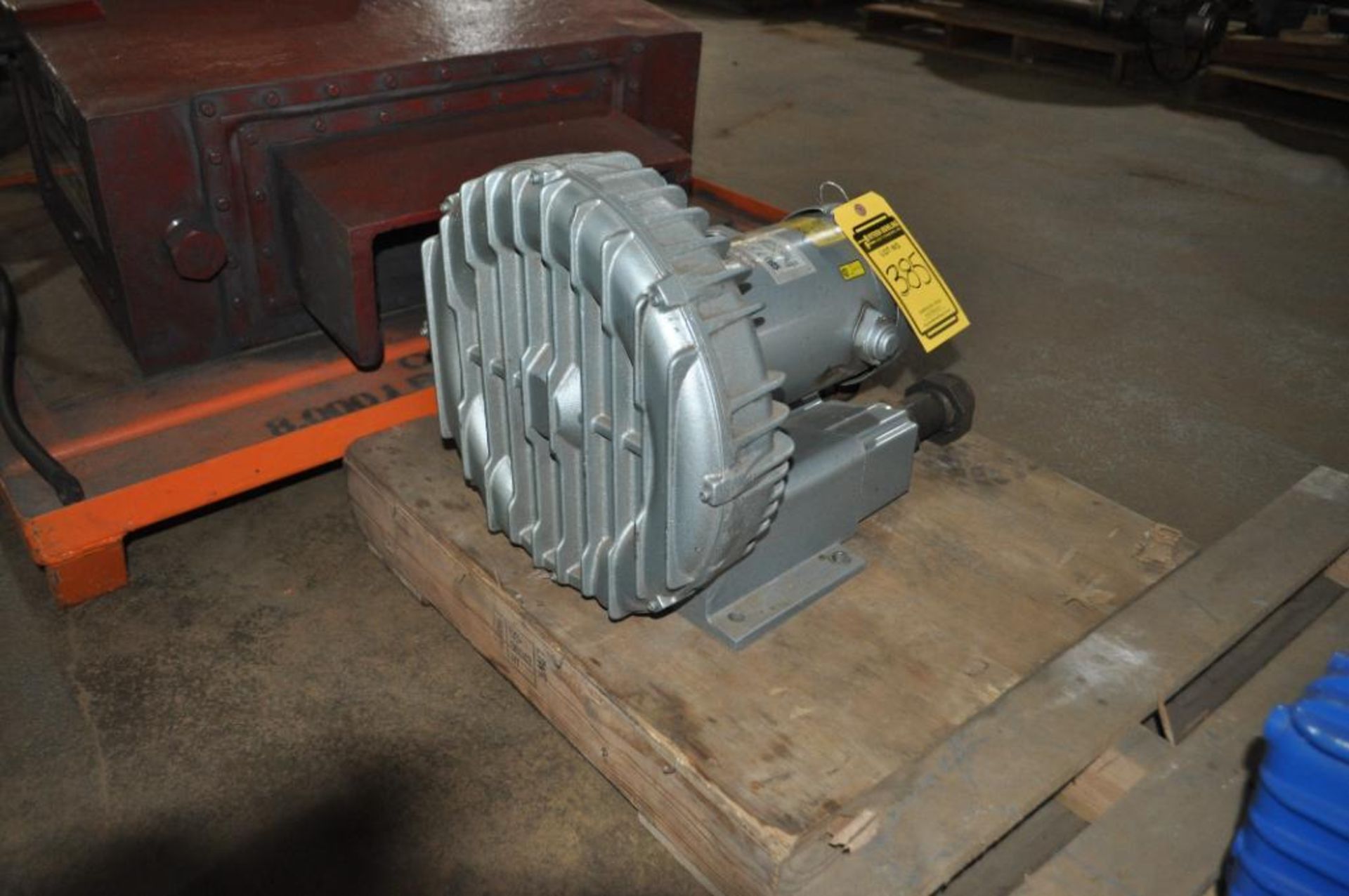 GAST REGENAIR GAS REGENERATIVE VACUUM PUMP, MODEL: R6335A-2 - Image 2 of 3