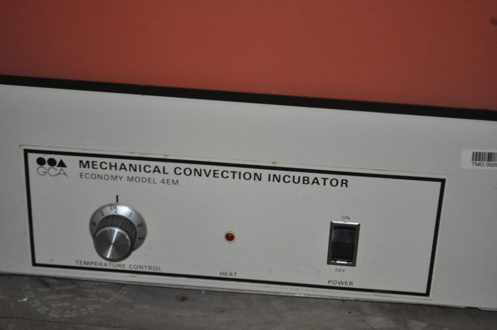 PRECISION MECHANICAL CONVECTION INCUBATOR, MODEL: 4EM - Image 2 of 5