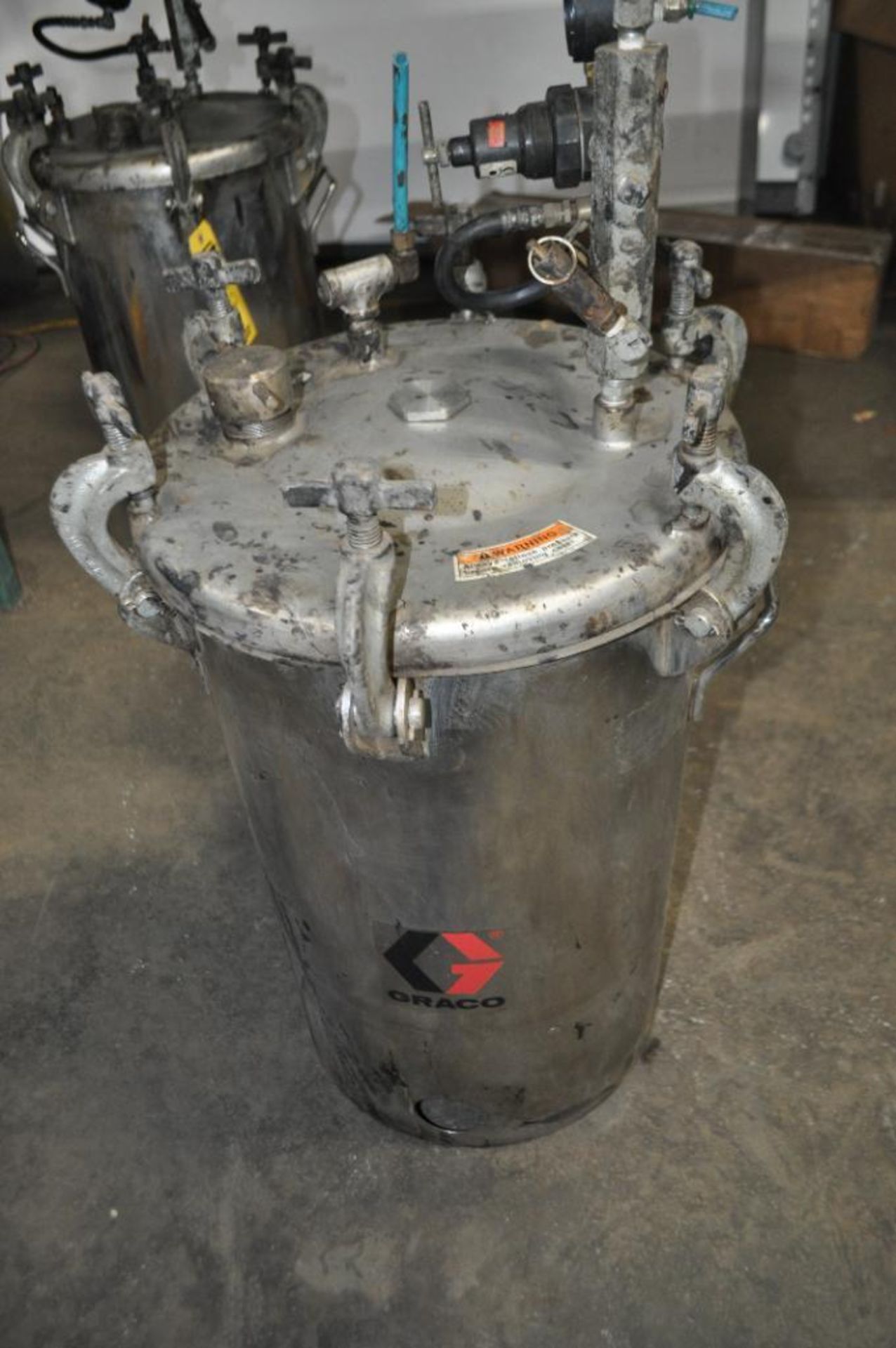 GRACO INC. UNFIRED PRESSURE VESSEL, MODEL: 236150, SERIES: J98A, STAINLESS STEEL