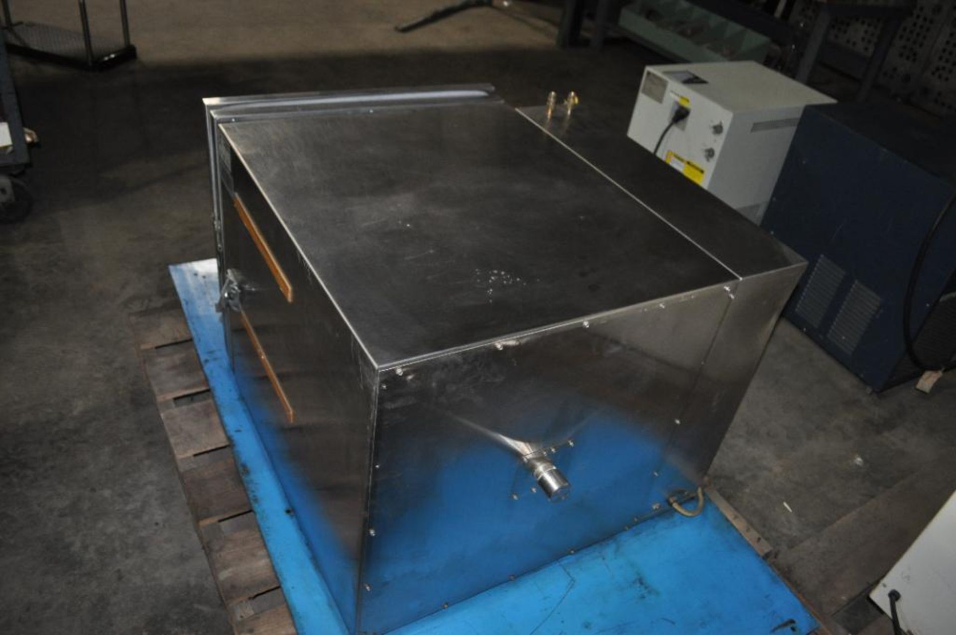 VWR STAINLESS STEEL VACUUM OVEN, MODEL: 1450M-2, 220 VOLTS - Image 5 of 5