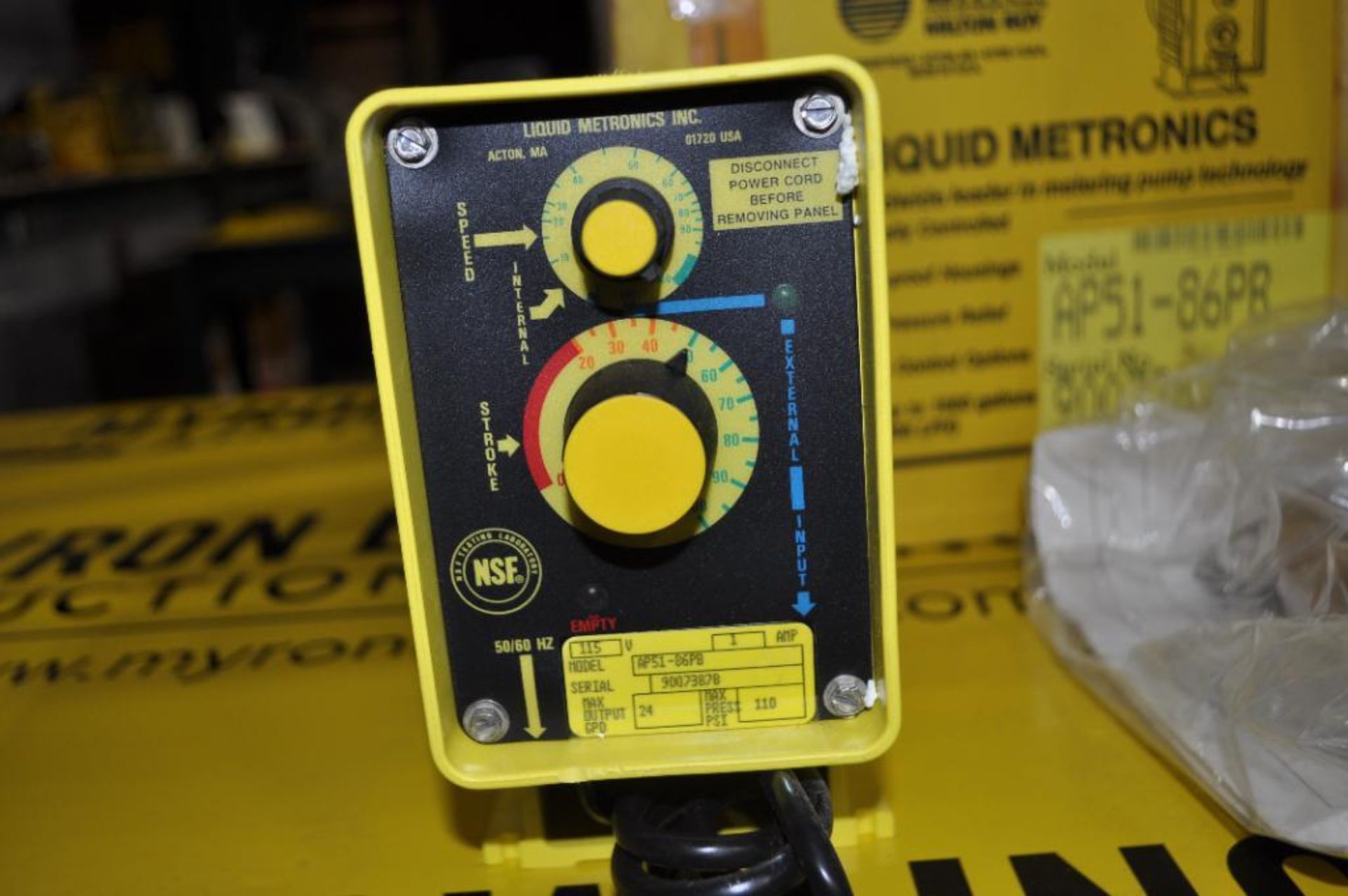 MILTON-ROY LIQUID METRONICS SERIES A7 LIQUID METERING PUMP, MODEL: AP51-86PB, MAX OUTPUT GPD: 24, NE - Image 2 of 4