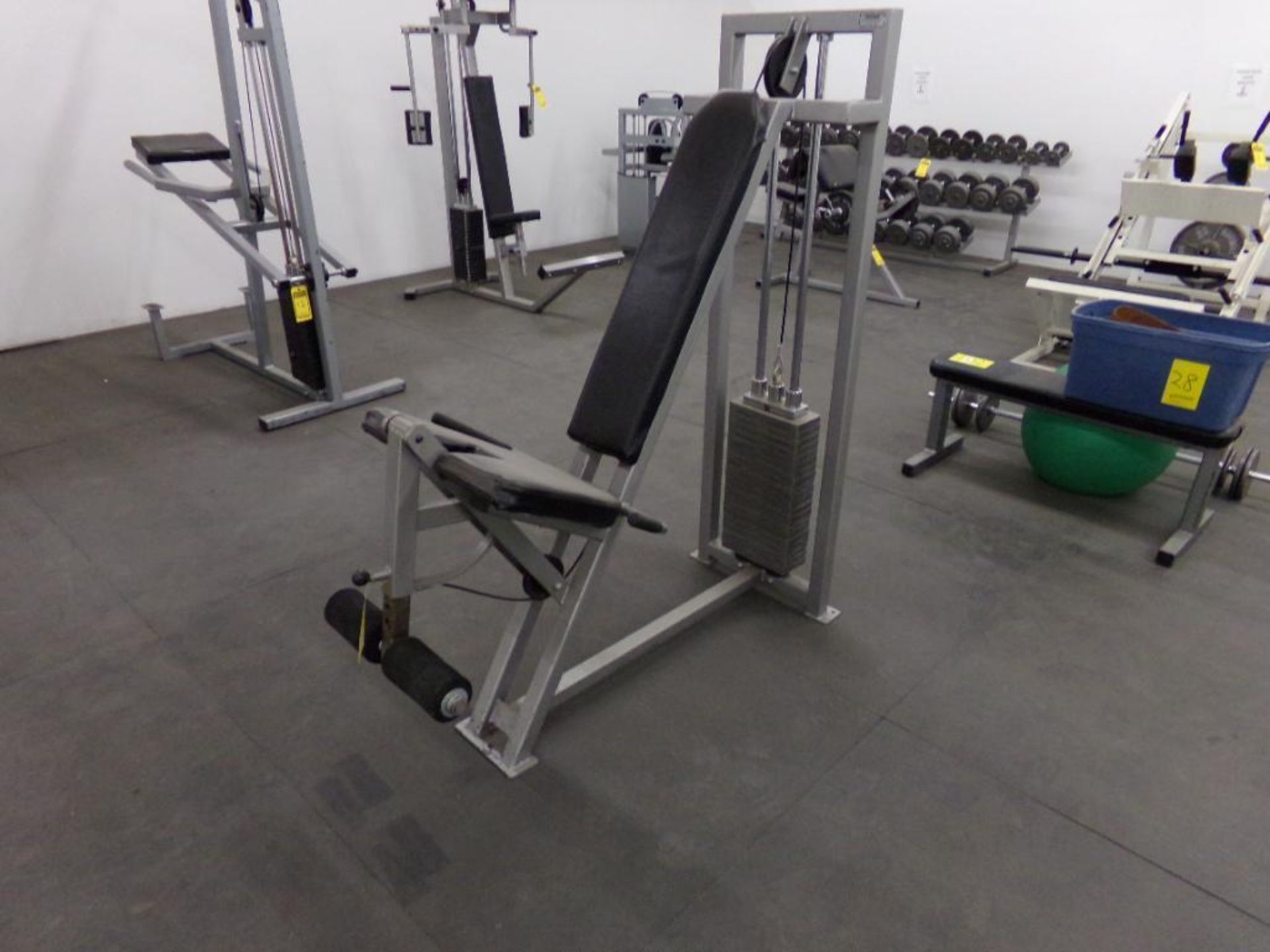 WEIGHT LIFTING MACHINE