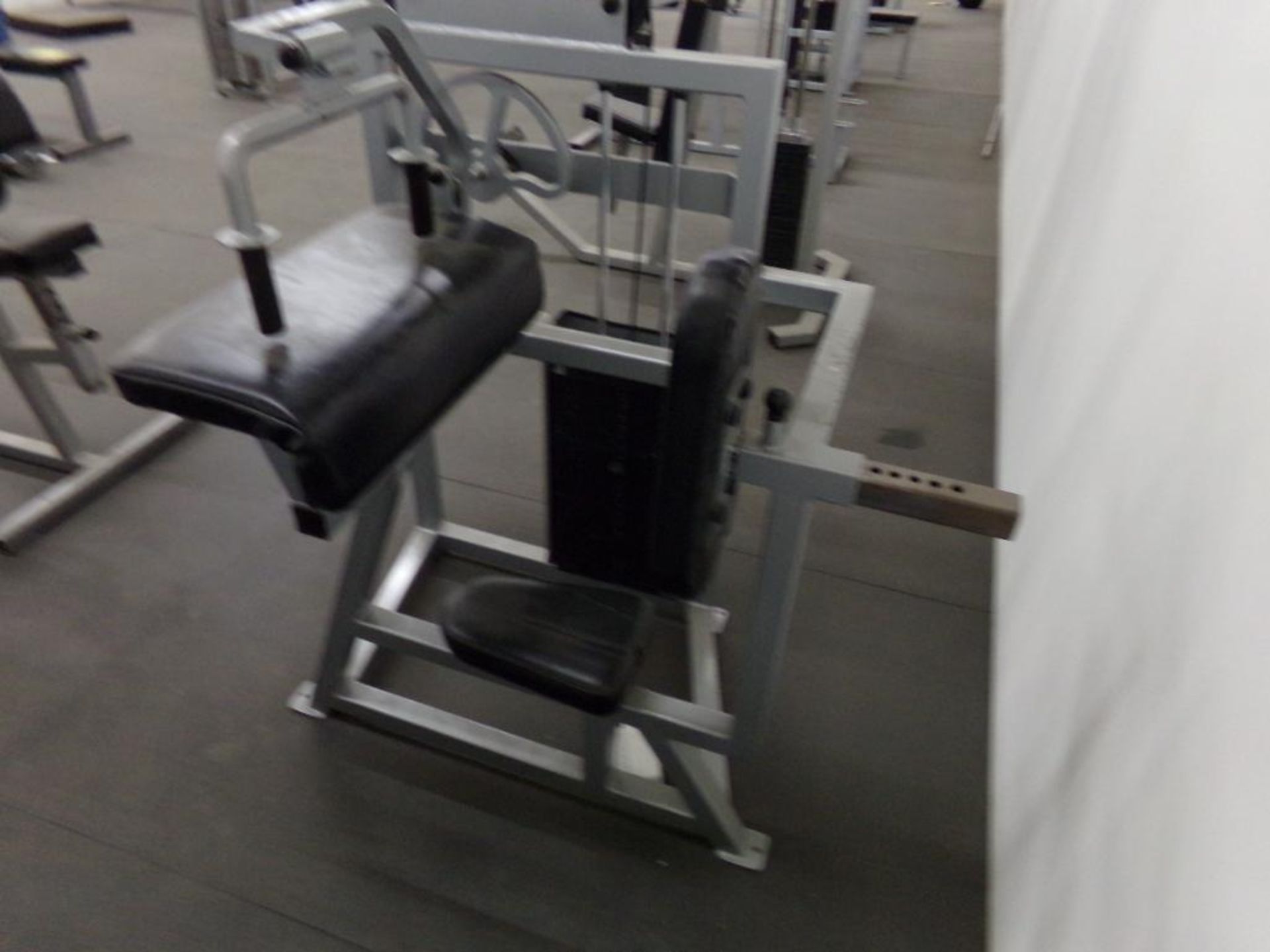 WEIGHT LIFTING MACHINE - Image 2 of 3