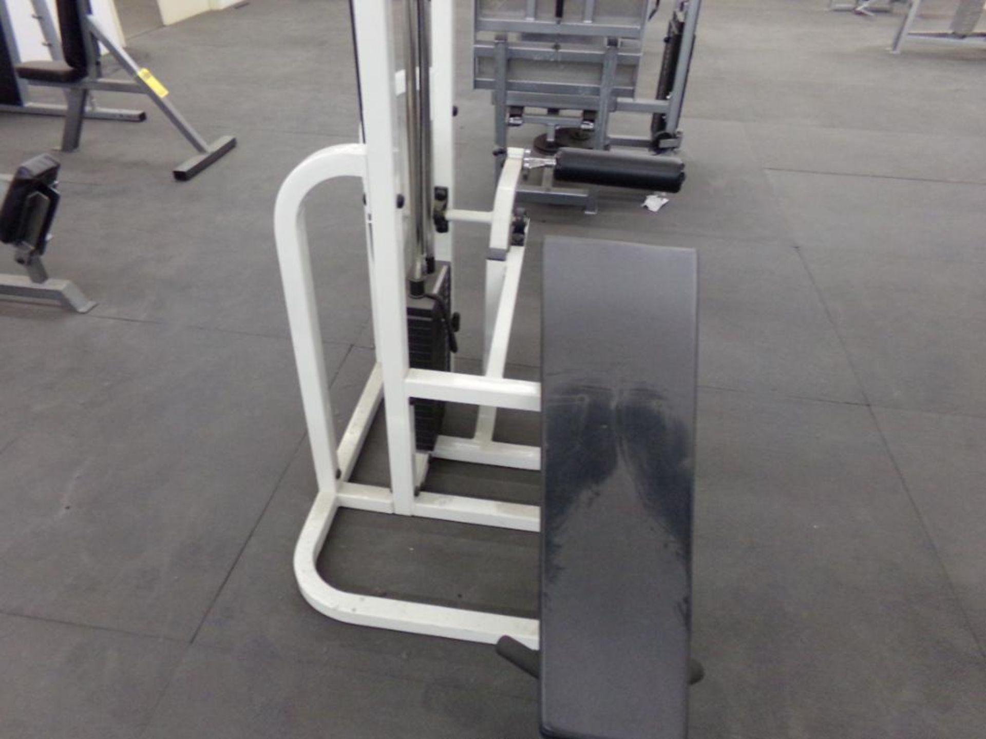 MAXICAM WEIGHT LIFTING MACHINE - Image 2 of 2