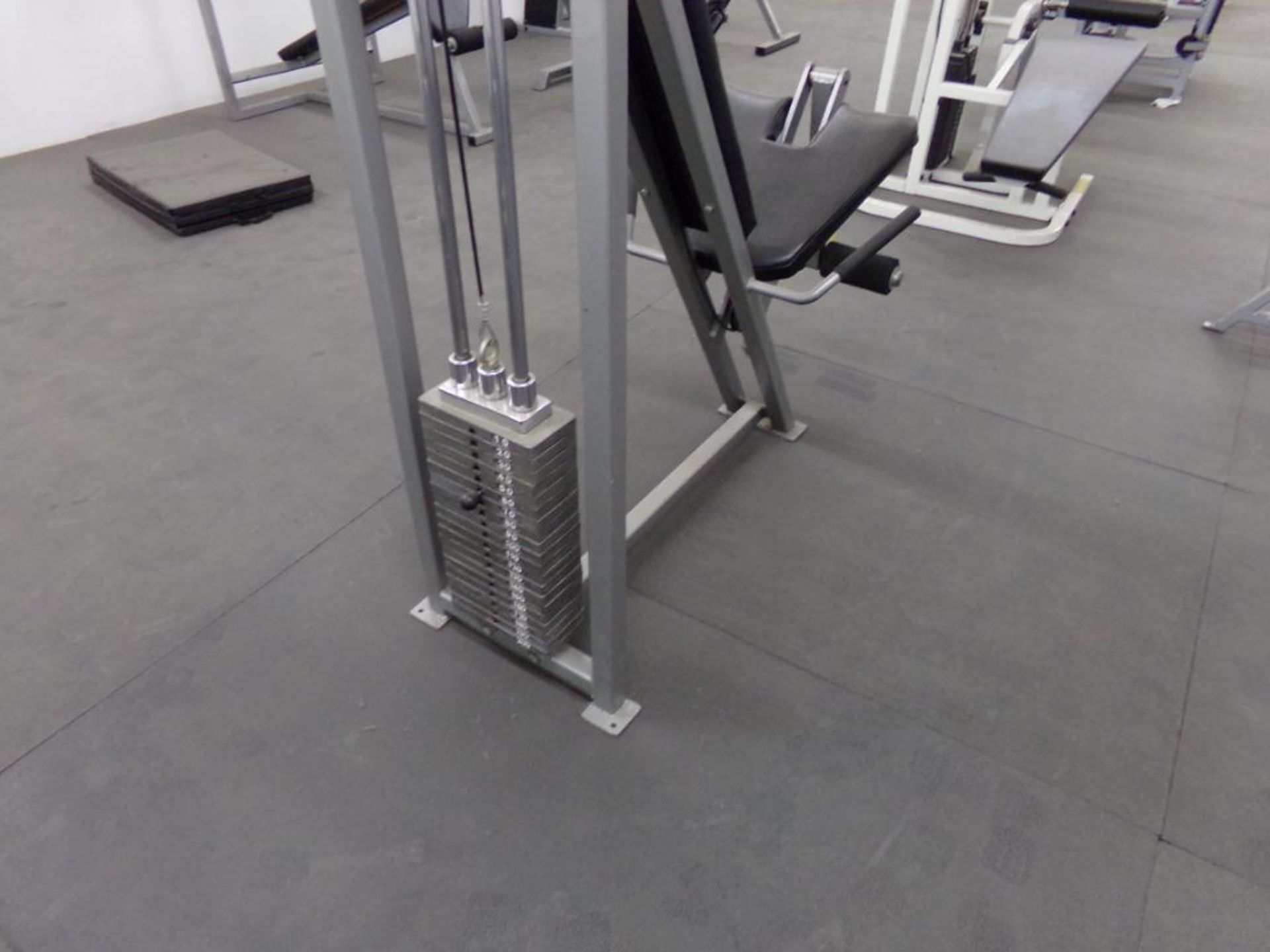 WEIGHT LIFTING MACHINE - Image 3 of 3