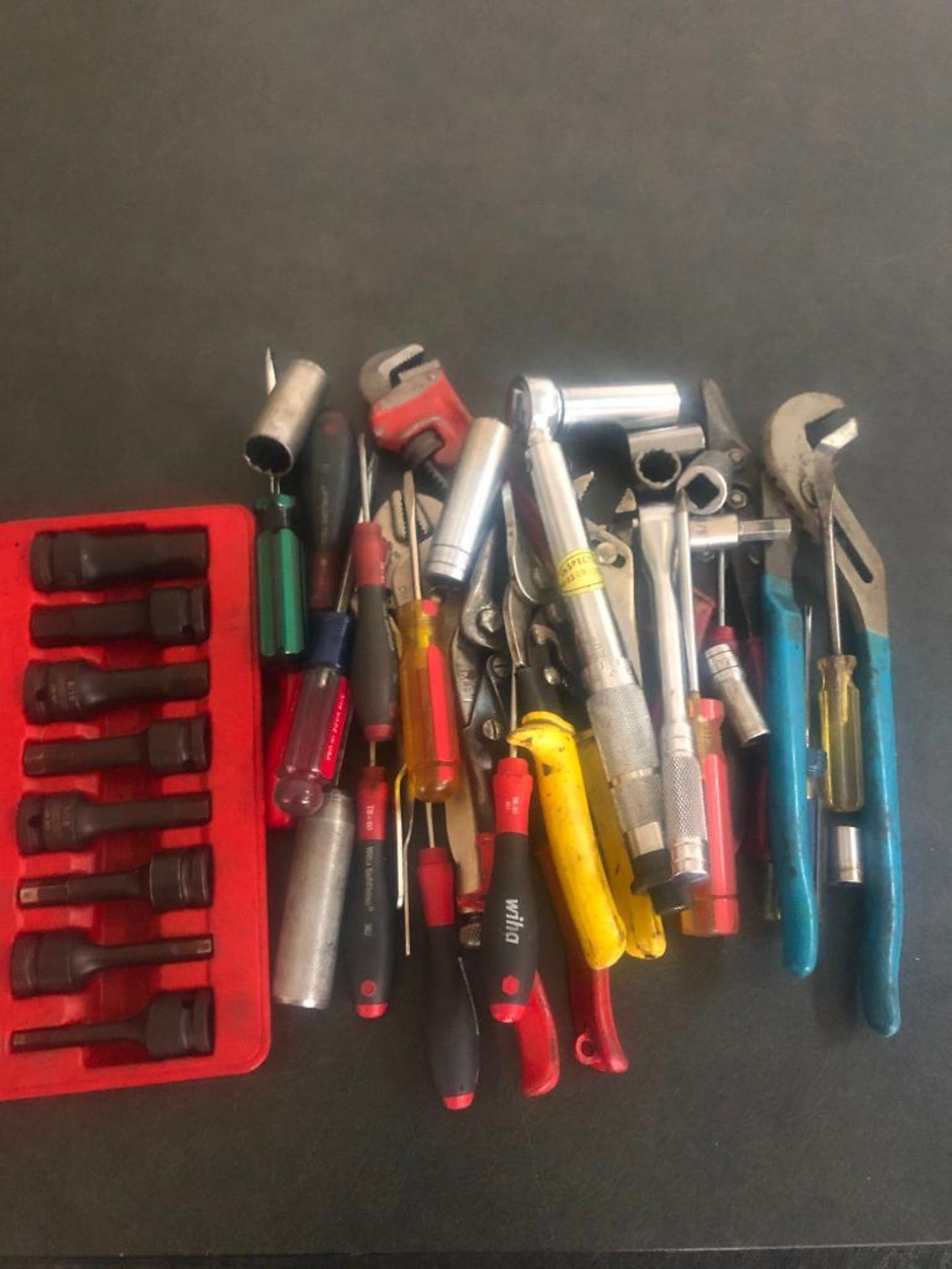 ASSORTED HAND TOOLS