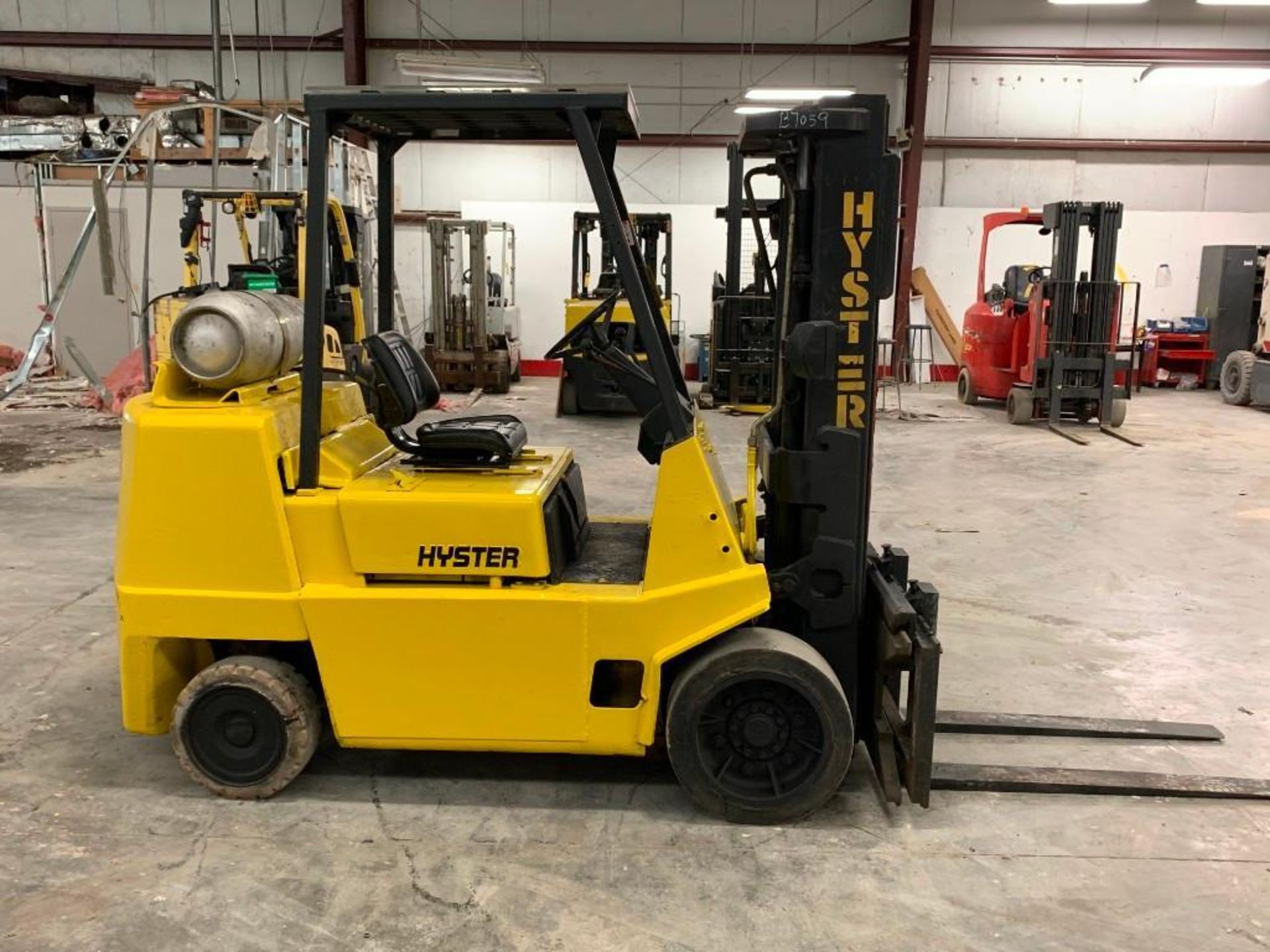 HYSTER 8,000 LB. CAPACITY FORKLIFT, MODEL S80XL, S/N C004V05475N, LPG, SOLID TIRES, LEVER SHIFT TRAN