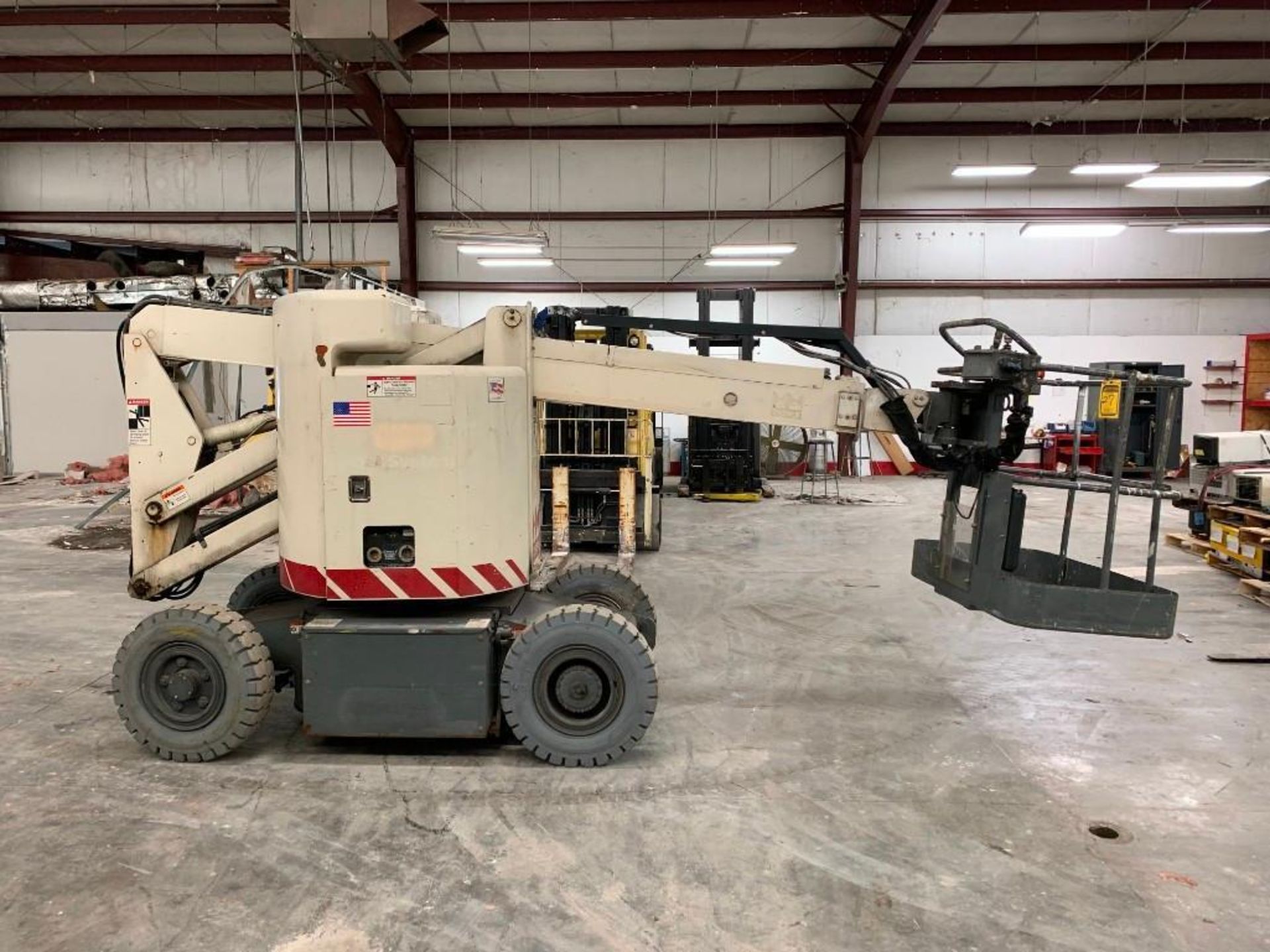 TEREX 30' ARTICULATING BOOM LIFT, MODEL MARKLIFT CH30KBN, S/N 992/0/66, ELECTRIC, HOURS, RATED WORK