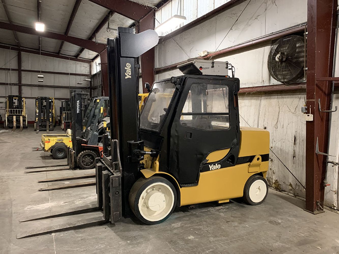 RENTAL RETURN FORKLIFTS - ONLINE ONLY - BIDDING ENDS 11/9/21