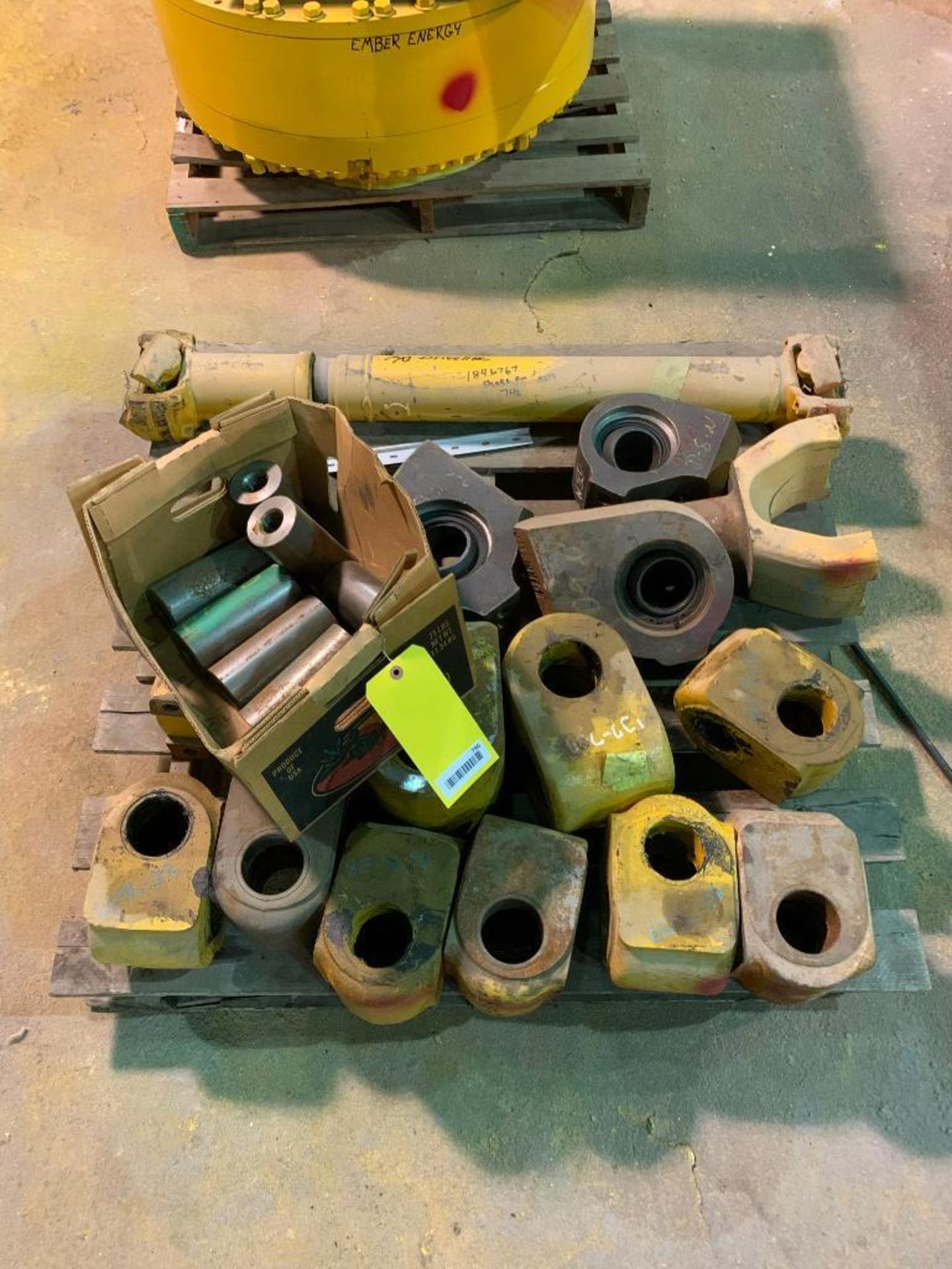 CATERPILLAR 740 DRIVE LINE, 16G HOIST YOKE, D-10 HOIST BLOCKS, D-11 HOIST BLOCKS, REBUILT