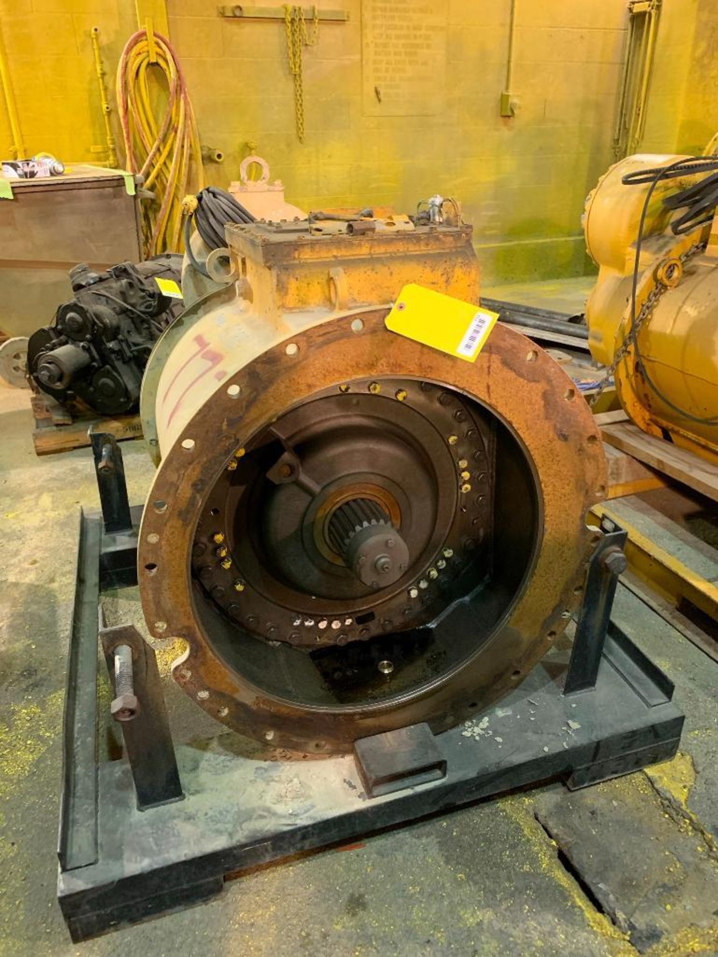 CATERPILLAR 777 ROCK TRUCK TRANSMISSION CORE - Image 2 of 3