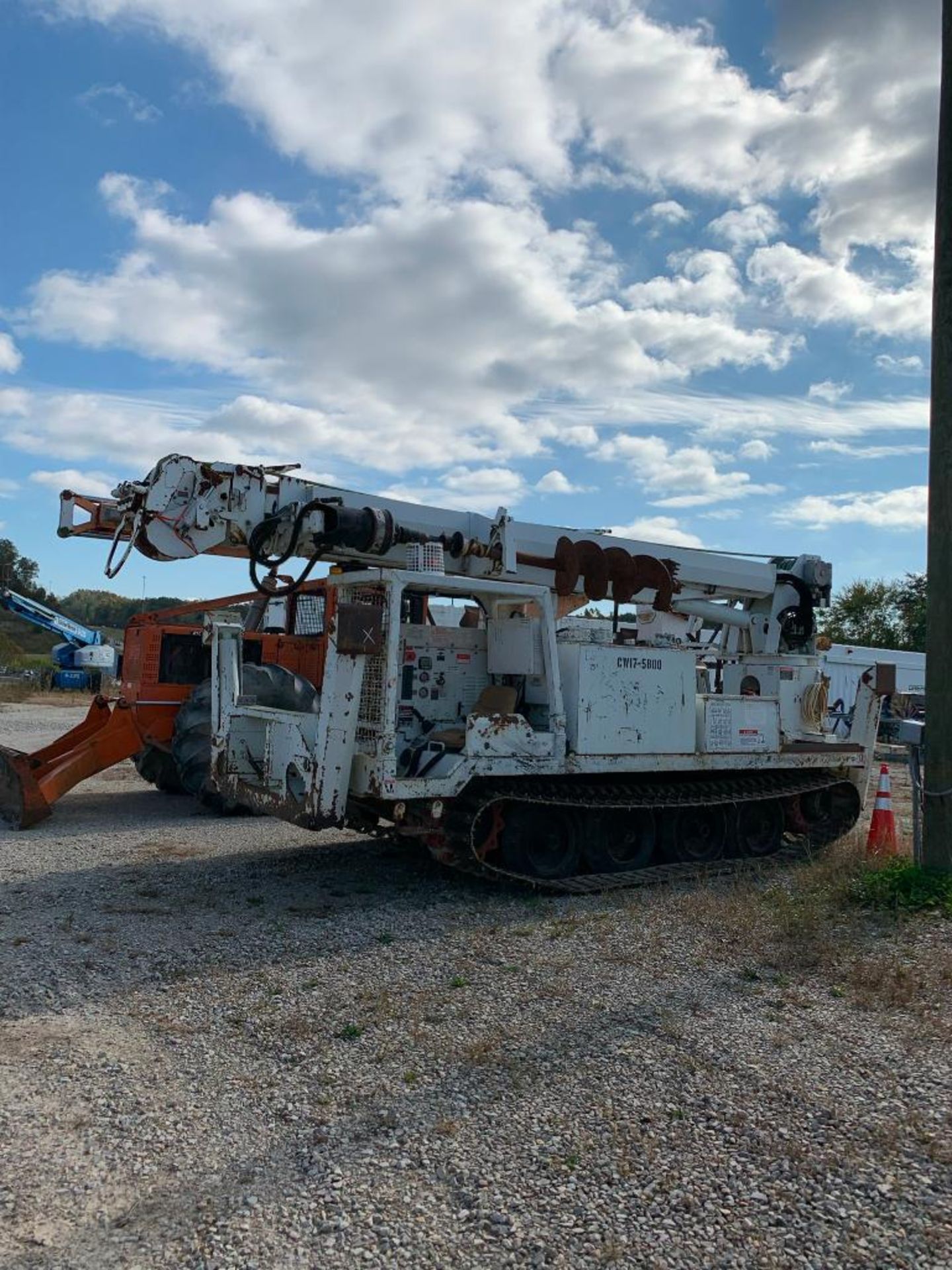 2005 ALTEC DM47TR DIGGER DERRICK, 19'' AUGER, 23,000-LB. BOOM RETRACTED, MOUNTED ON 2005 CENTRAL MIN