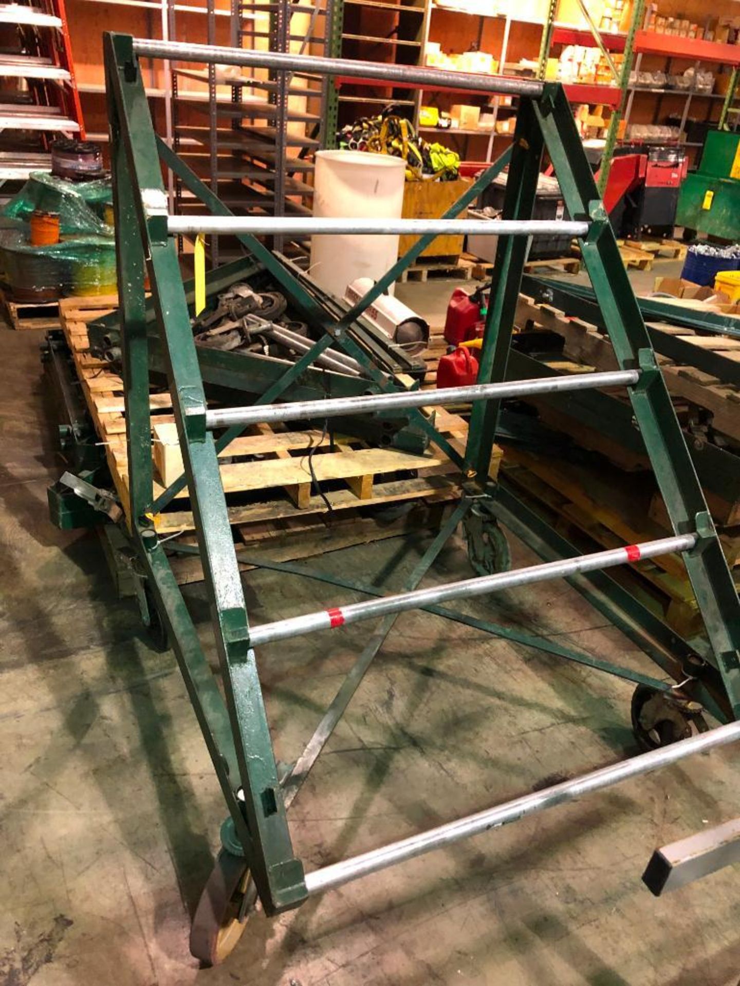 PORTABLE ELECTRICAL WIRE RACK, W/ (5) REEL HOLDERS, HOLDS (25) 2,500 FOOT ROLLS - Image 2 of 3