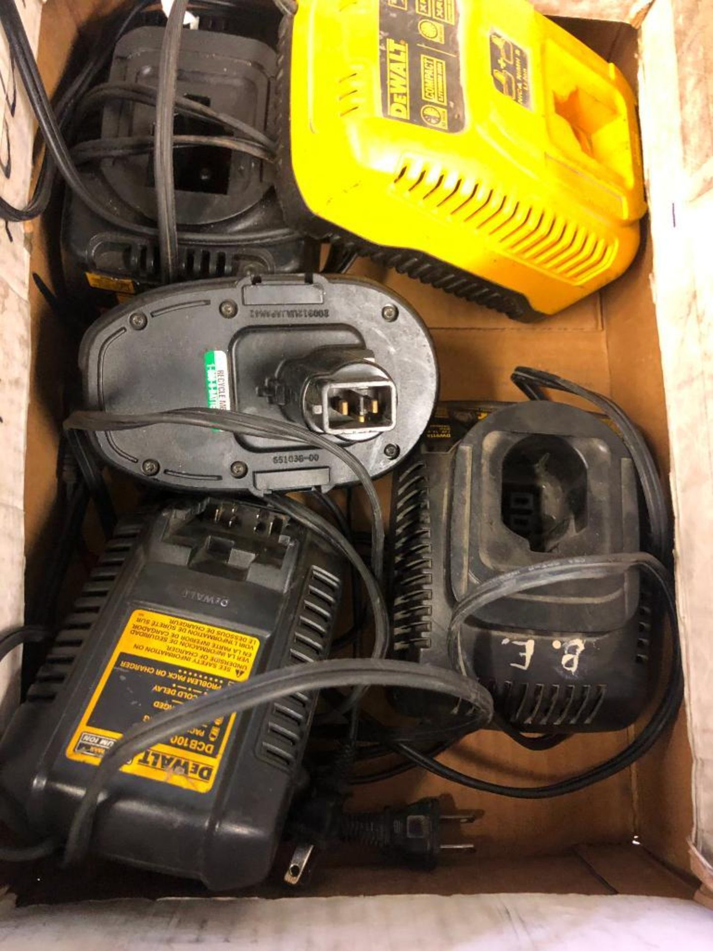 ASSORTED DEWALT BATTERY CHARGERS AND BATTERY