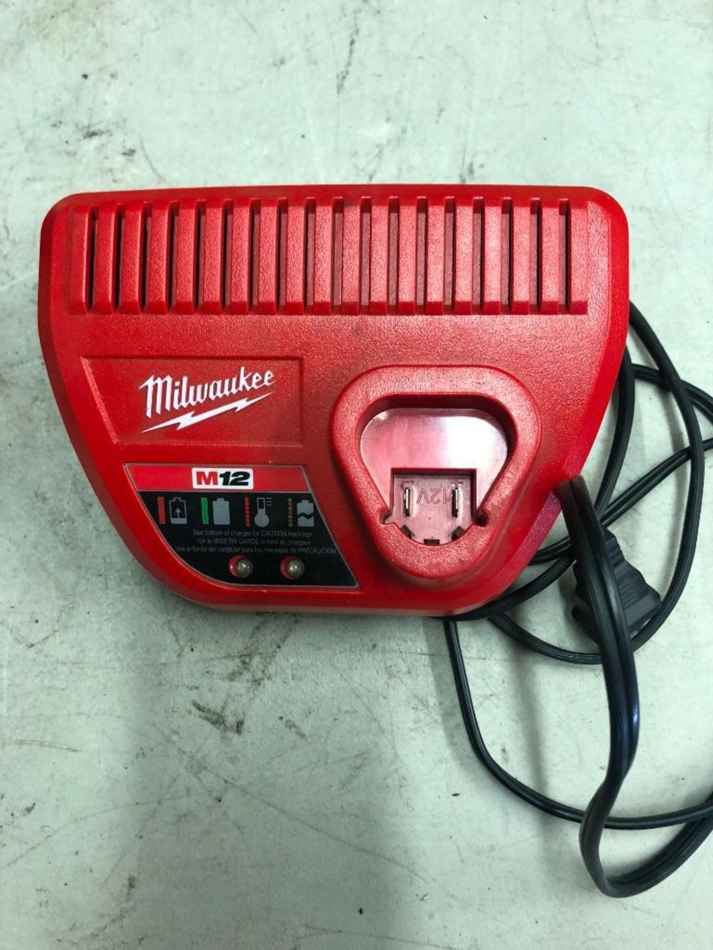 MILWAUKEE CORDLESS HACK SAW, S/N 856ED172801981, W/ (1) BATTERY AND CHARGER - Image 3 of 3