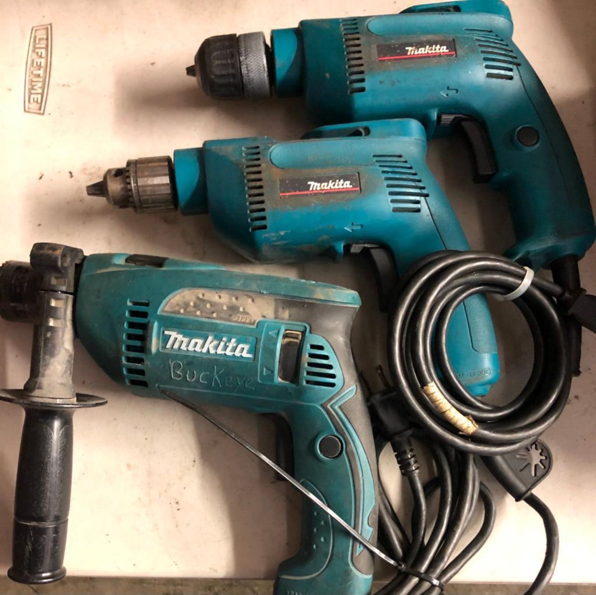 (3) ELECTRIC MAKITA DRILLS