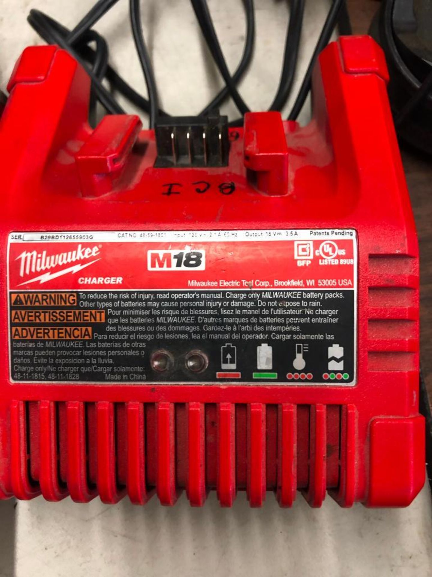 MILWAUKEE CORDLESS 4-1/2'' CUT-OFF GRINDER W/ CHARGER - Image 2 of 3