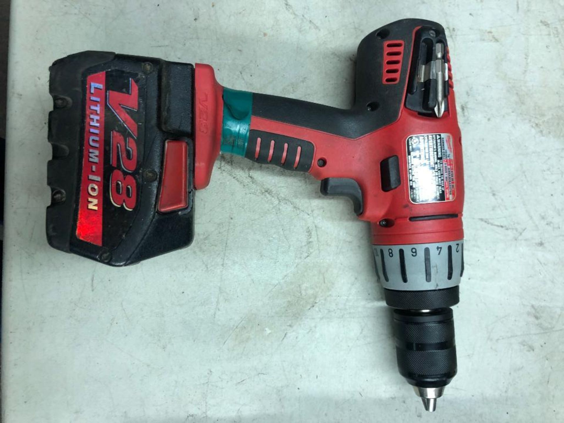 MILWAUKEE 1/2'' CORDLESS HAMMER DRILL, S/N A55A506440768, W/ (1) BATTERY AND CHARGER - Image 2 of 3