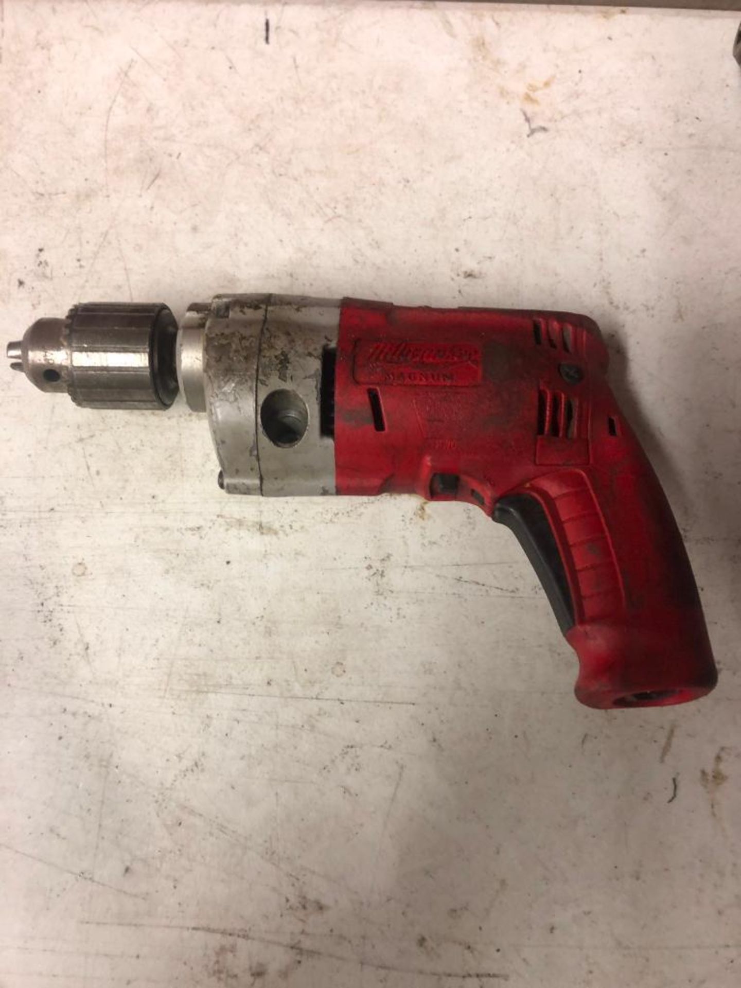 (3) MILWAUKEE MAGNUM ELECTRIC 1/2'' DRILLS - Image 3 of 4