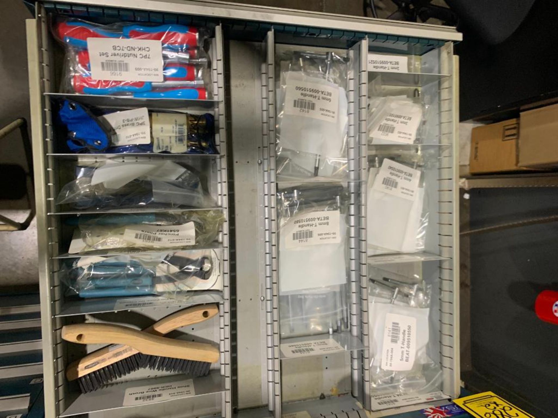 (2) STOR-LOC CABINETS, W/CONTENT, SAFETY GLASSES, ZIP TIES, LOCTITE, ABRASIVES, BLOW GUNS, & MORE - Image 11 of 18