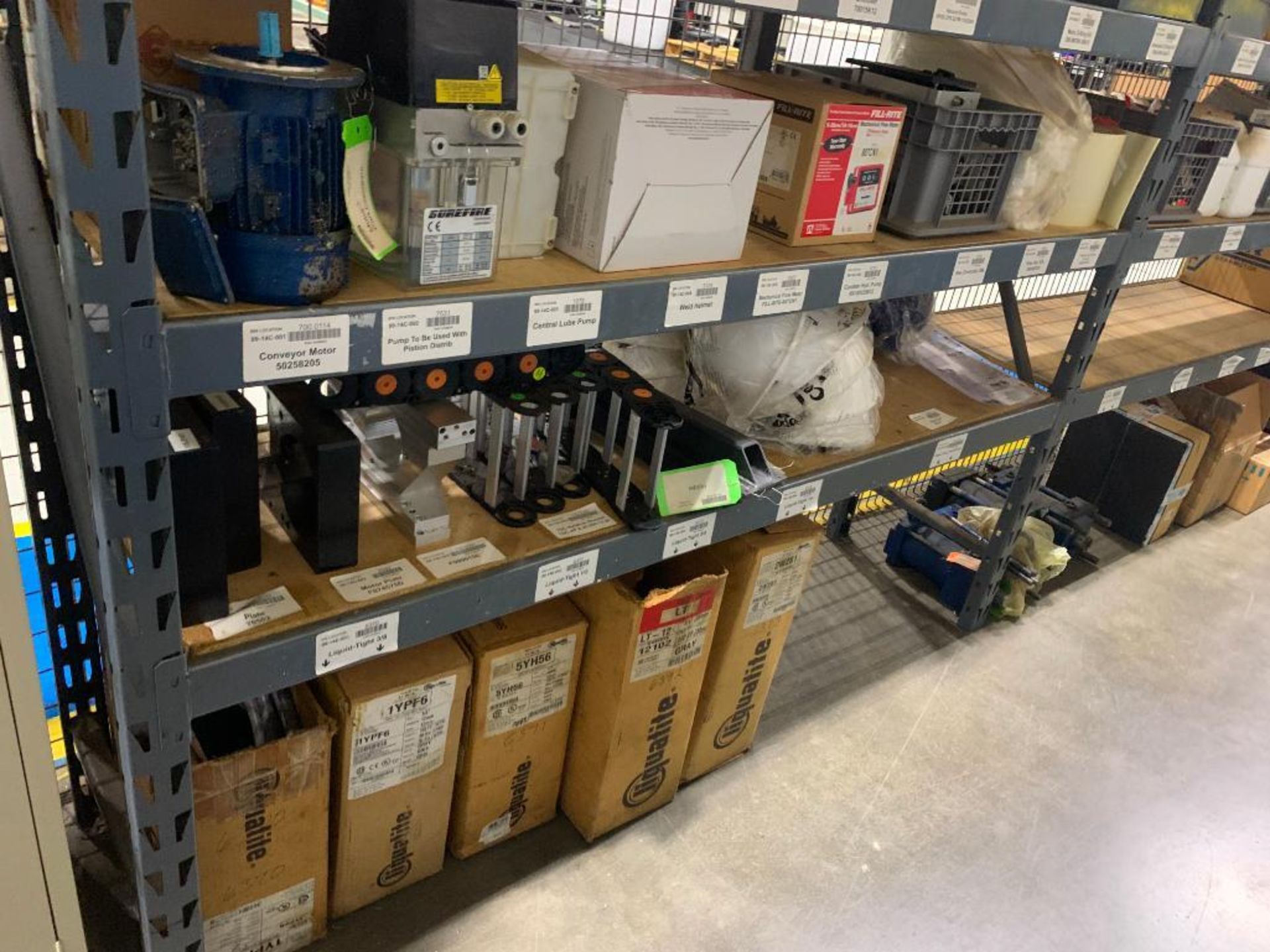 CONTENT OF (2) SECTIONS OF RACKING: ELECTRIC MOTOR, VACUUM PUMP, CONTROLLER, HYD. CYLINDERS, & MORE - Image 2 of 11