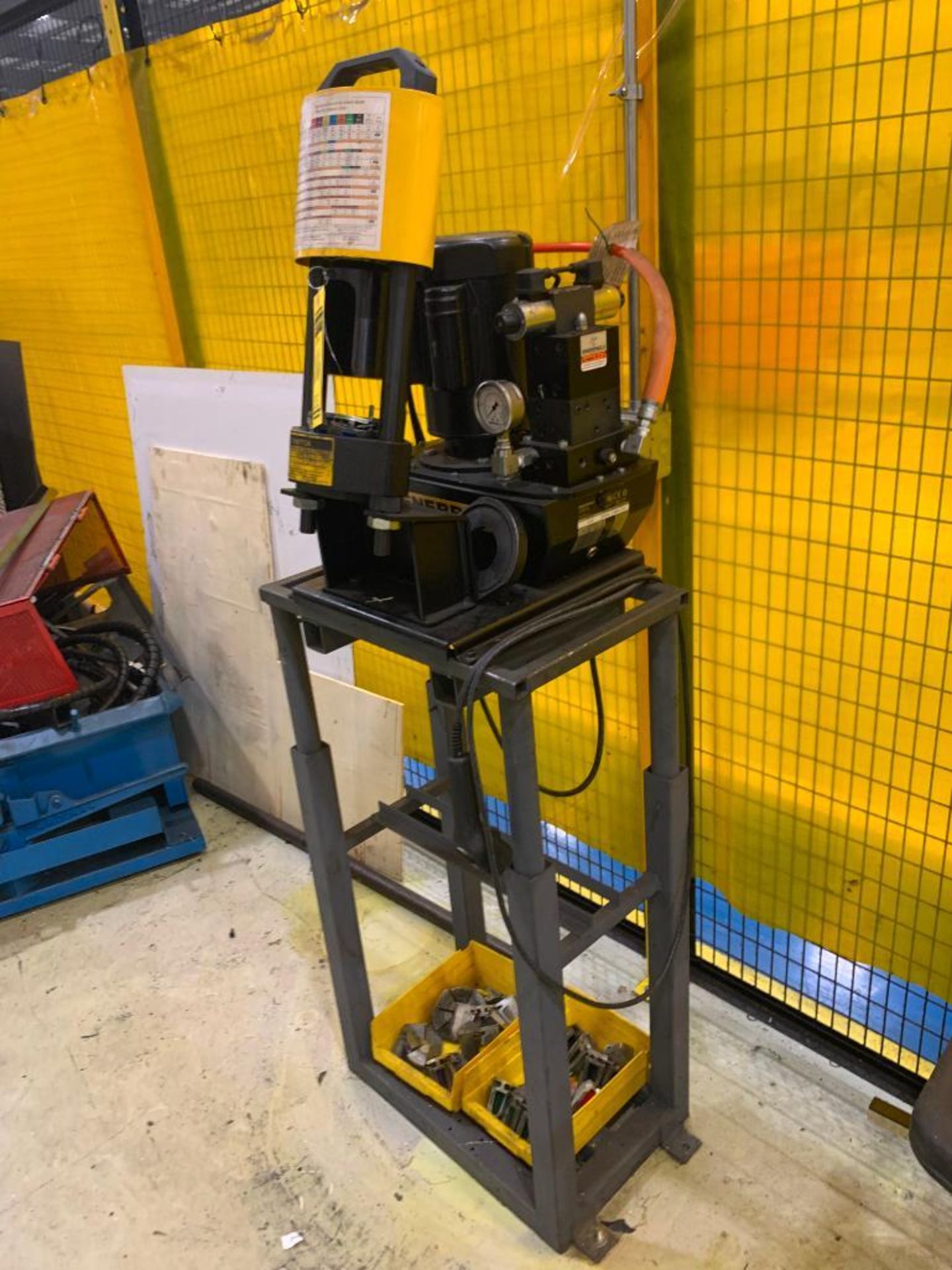 PARKER HYDRAULIC CRIMPER ON STAND, WITH ENERPAC 85C-ZMS POWER UNIT, PENDANT CONTROL, (7) REEL HYDRAU - Image 2 of 11