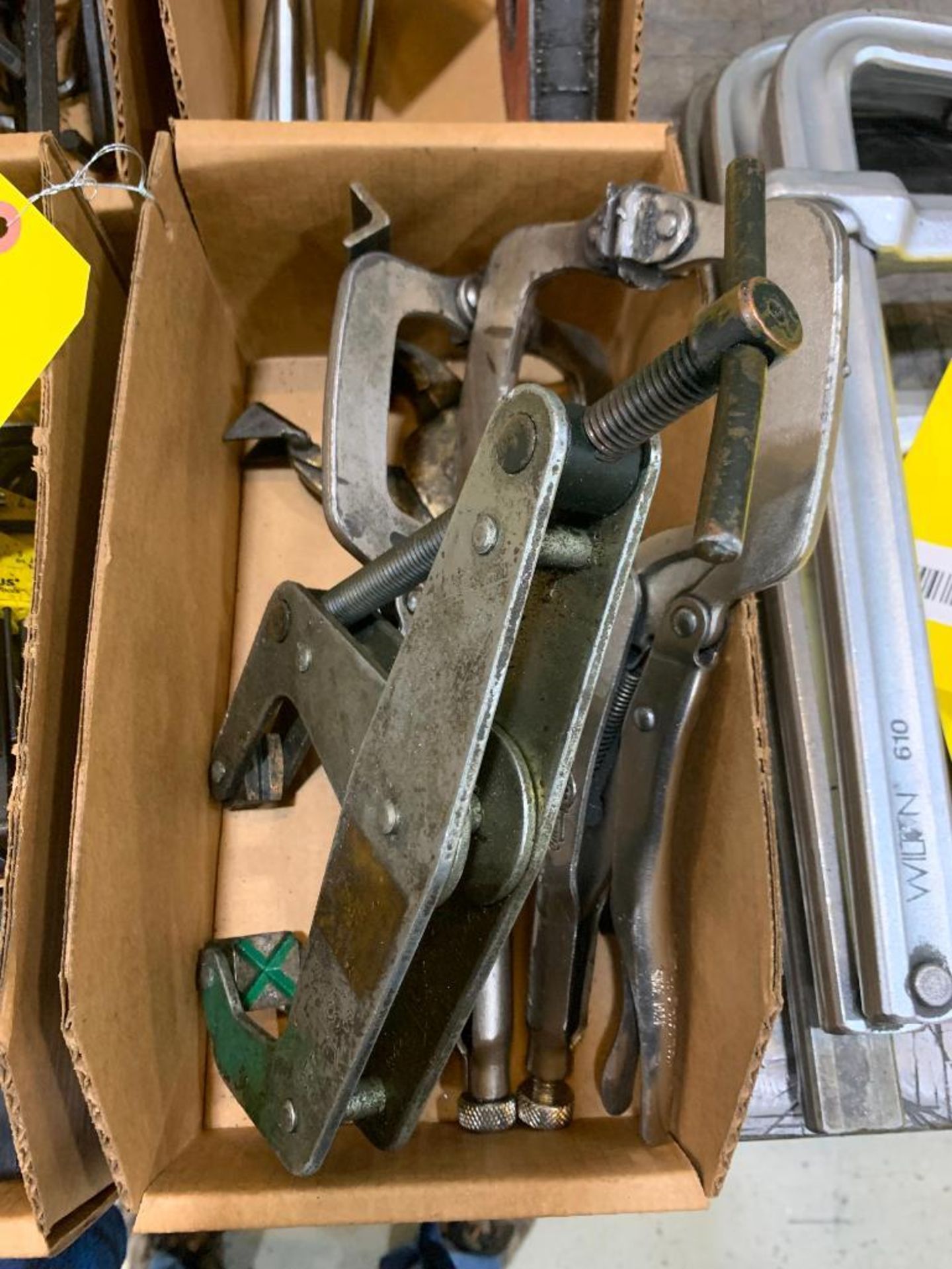 BOX OF CLAMPS: WELDING, KANT-TWIST AND ASSORTED