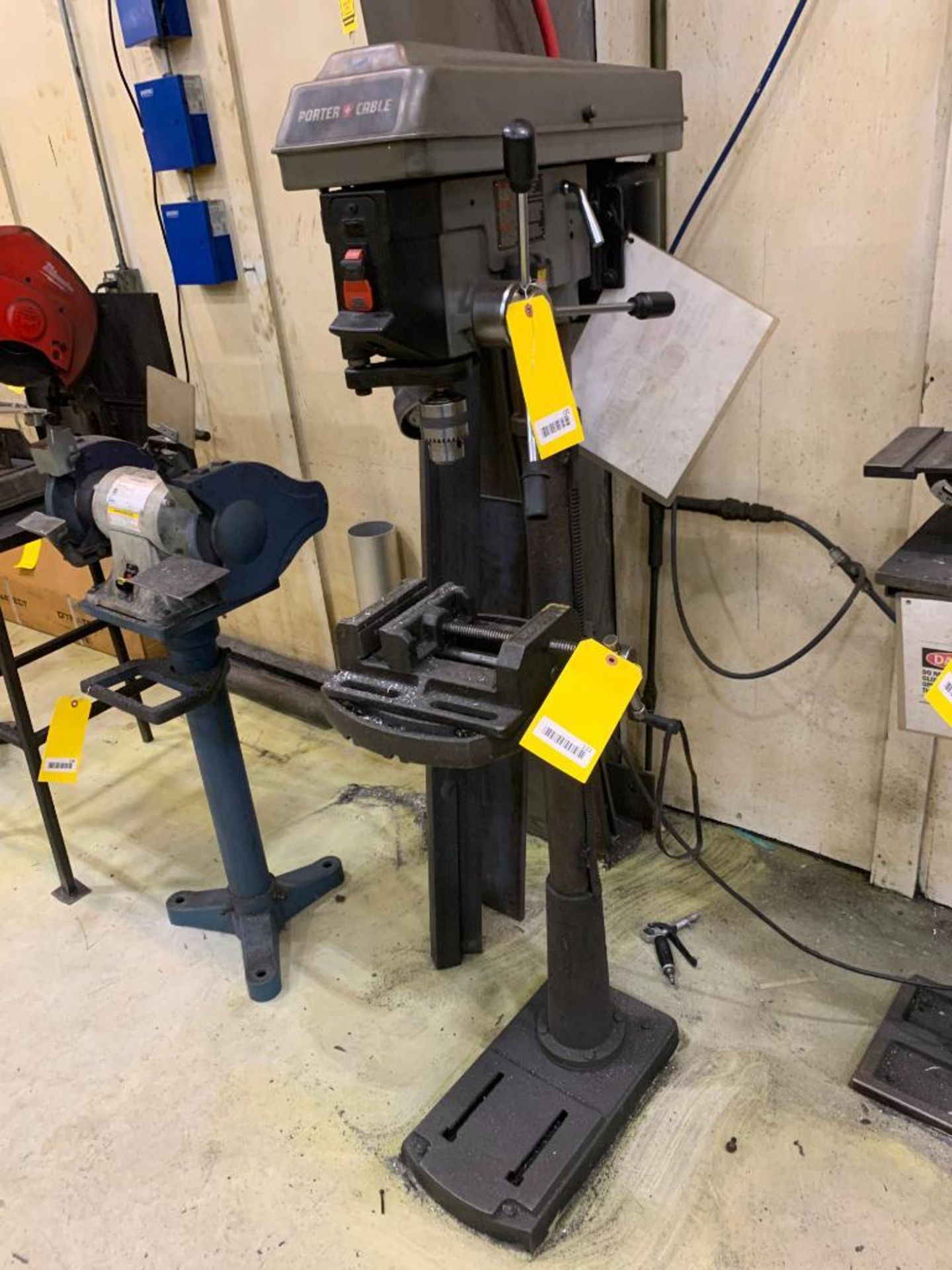 PORTER-CABLE 12'' SPEED VERTICAL DRILL PRESS, 300-3100 RPM, 13'' DIA. TABLE - Image 2 of 3